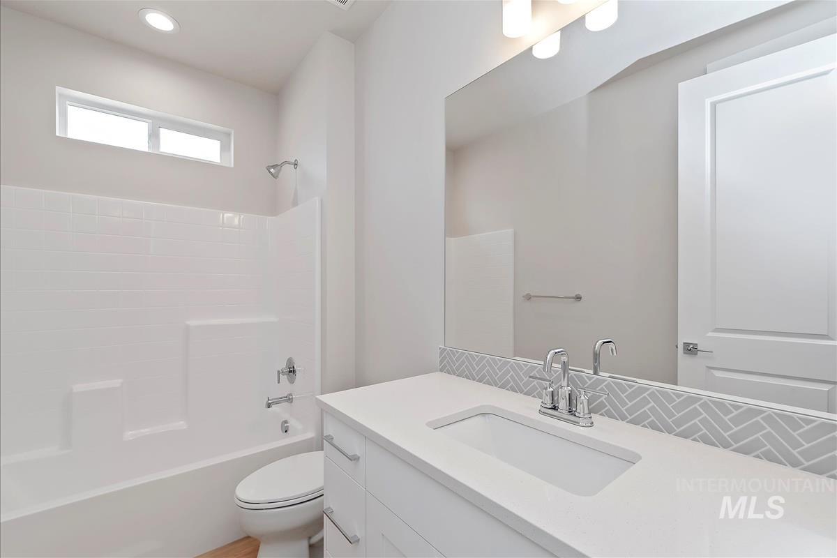 485 Hidden Mill Ct, Middleton, Idaho 83644, 4 Bedrooms, 3 Bathrooms, Residential For Sale, Price $574,900,MLS 98942373