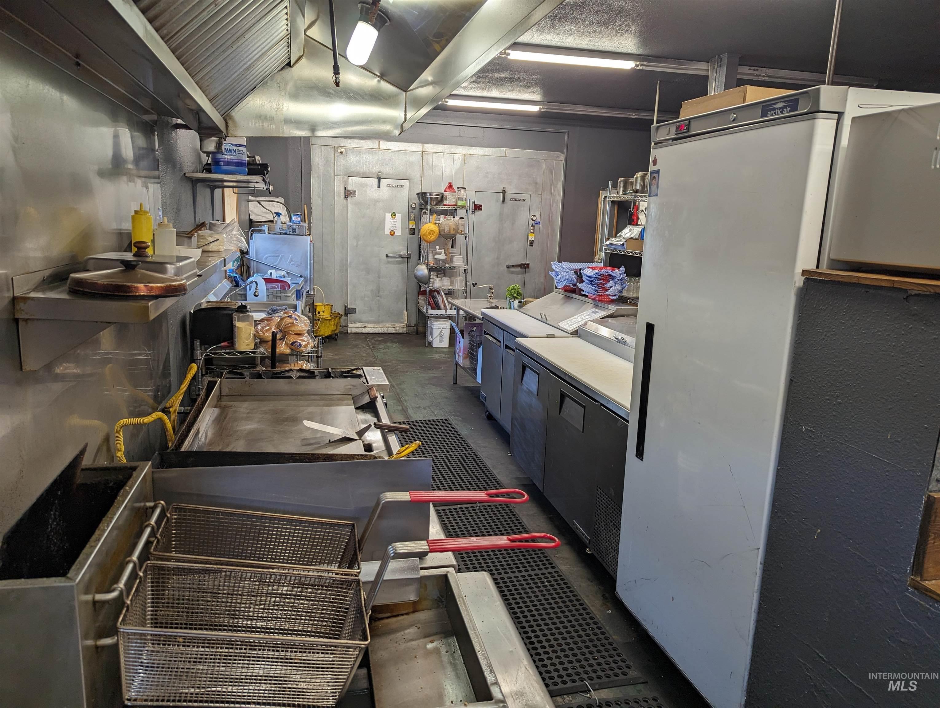 603 N Front Street - The Hangout, CottonWood, Idaho 83522, Business/Commercial For Sale, Price $220,000,MLS 98942419