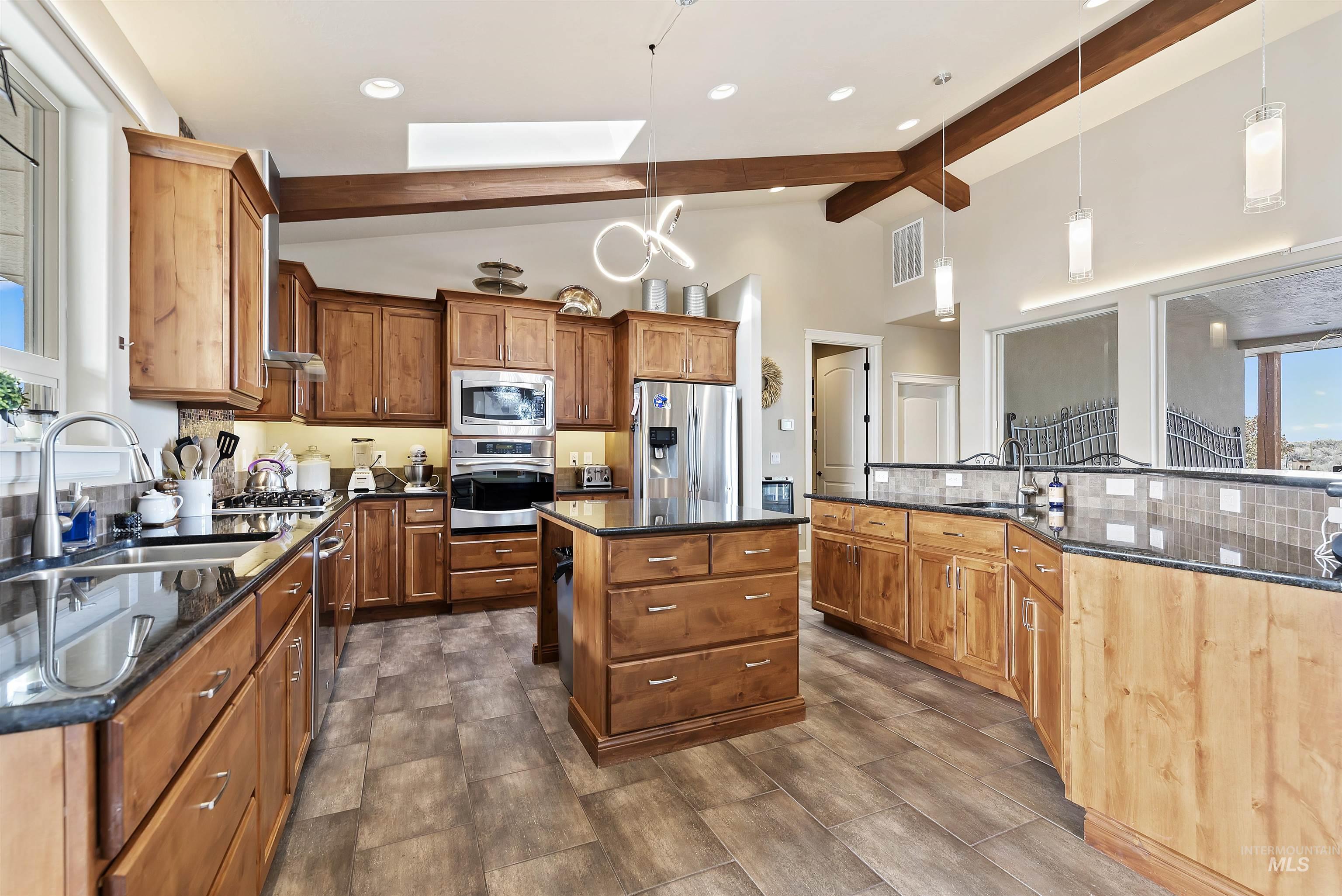 16300 S Curtis Rd., Kuna, Idaho 83634, 6 Bedrooms, 4 Bathrooms, Residential For Sale, Price $9,865,000, 98942625