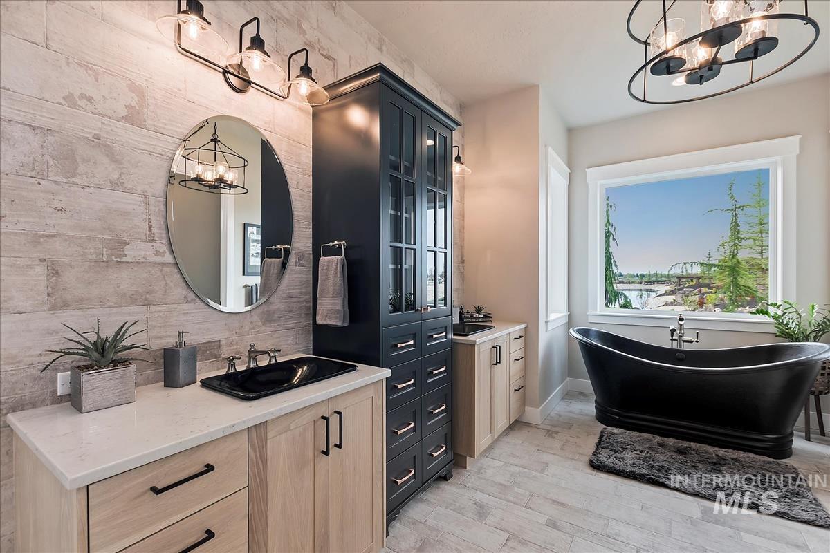 3427 N Hardwick Ave, Eagle, Idaho 83616, 4 Bedrooms, 4.5 Bathrooms, Residential For Sale, Price $2,845,000,MLS 98942628