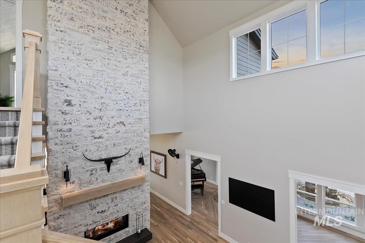 3427 N Hardwick Ave, Eagle, Idaho 83616, 4 Bedrooms, 4.5 Bathrooms, Residential For Sale, Price $2,845,000,MLS 98942628