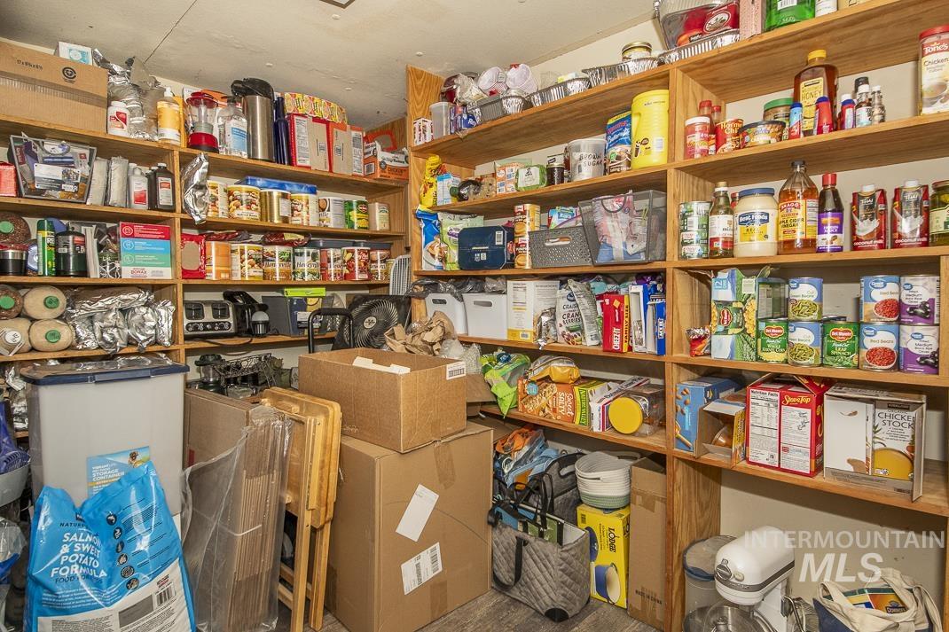 16758 Deer Flat Rd, Caldwell, Idaho 83607, 2 Bedrooms, 2 Bathrooms, Residential For Sale, Price $575,000,MLS 98942645