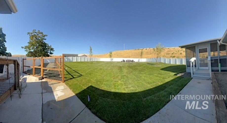 16758 Deer Flat Rd, Caldwell, Idaho 83607, 2 Bedrooms, 2 Bathrooms, Residential For Sale, Price $575,000,MLS 98942645
