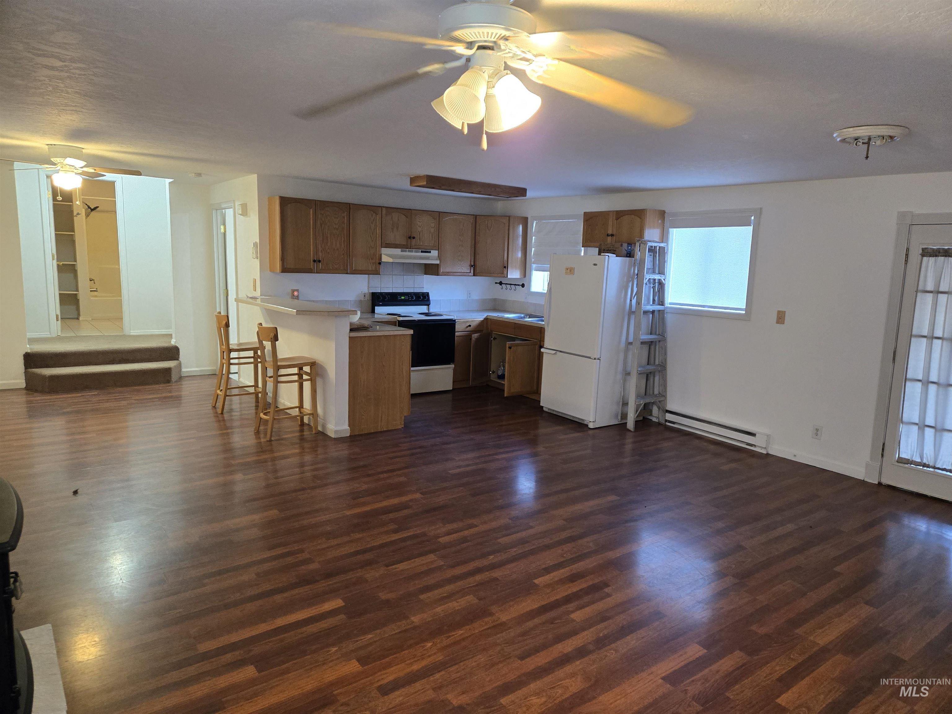 330 East Ave. S, Hagerman, Idaho 83332, 2 Bedrooms, 1 Bathroom, Residential For Sale, Price $259,000,MLS 98942680