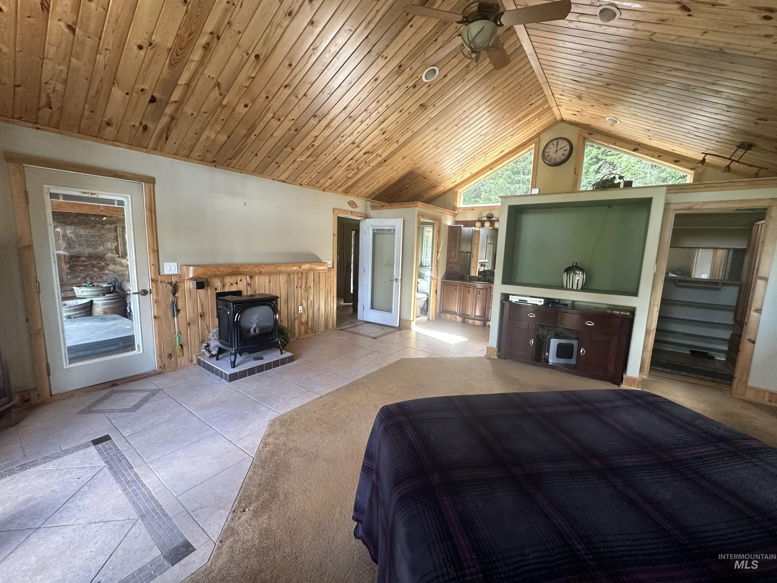 2223 Glenwood Rd, Kamiah, Idaho 83536, 2 Bedrooms, 1.5 Bathrooms, Residential For Sale, Price $439,000, 98942744