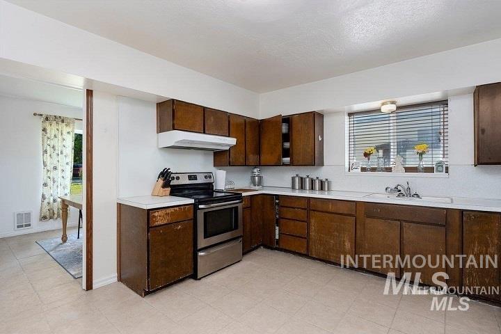 312 Boyd St W, Murtaugh, Idaho 83344, 5 Bedrooms, 2 Bathrooms, Residential For Sale, Price $299,000,MLS 98942899