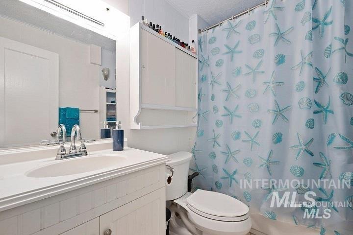 312 Boyd St W, Murtaugh, Idaho 83344, 5 Bedrooms, 2 Bathrooms, Residential For Sale, Price $299,000,MLS 98942899