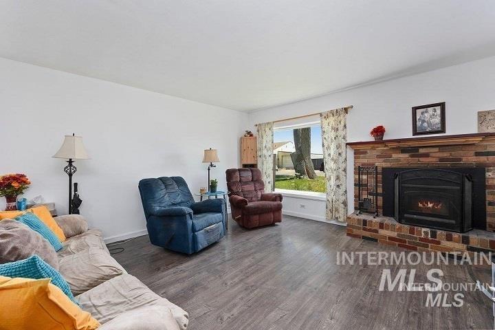 312 Boyd St W, Murtaugh, Idaho 83344, 5 Bedrooms, 2 Bathrooms, Residential For Sale, Price $299,000,MLS 98942899
