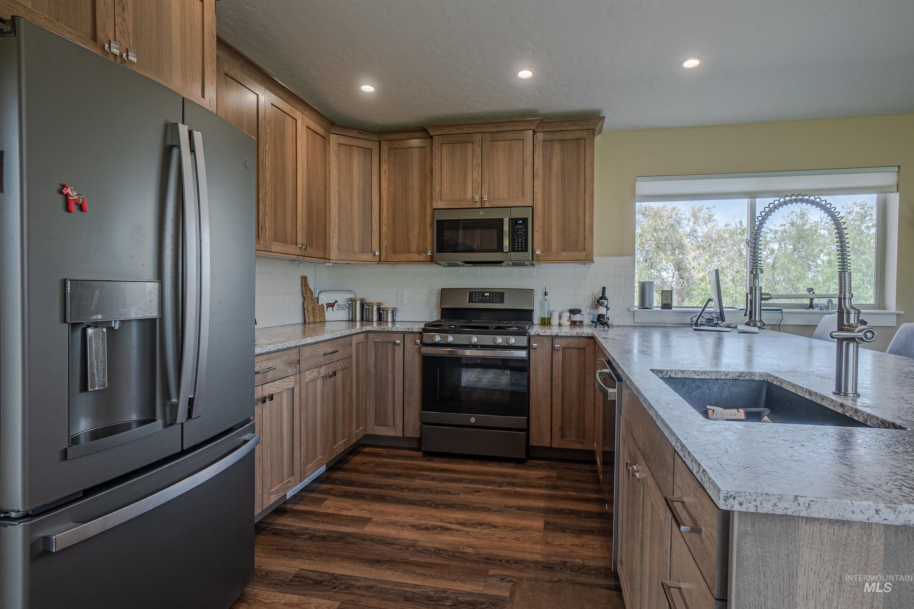 13005 Lake Shore Dr., Nampa, Idaho 83686, 3 Bedrooms, 3 Bathrooms, Residential For Sale, Price $2,650,000,MLS 98942917