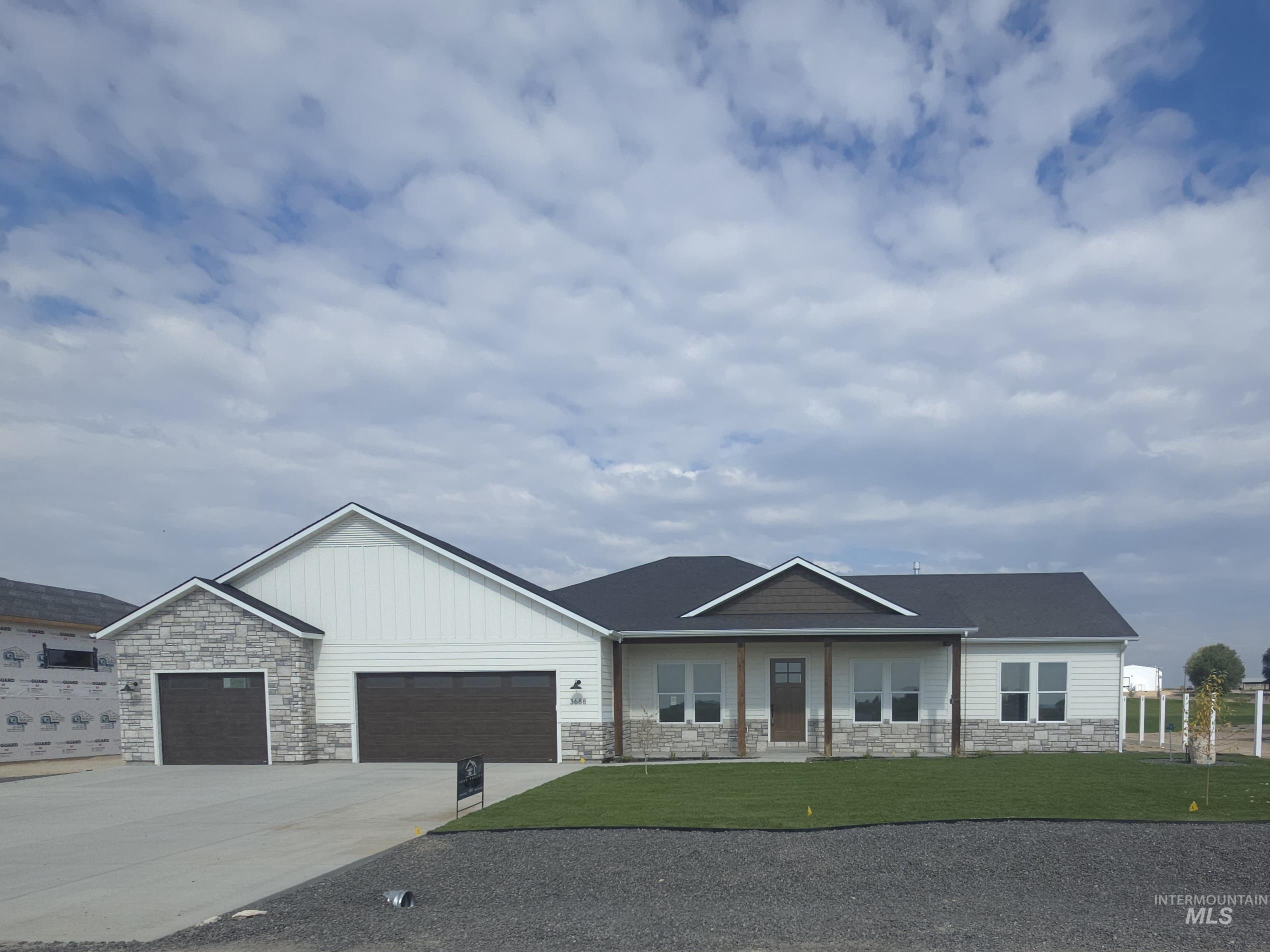 3688 E 3735 N, Kimberly, Idaho 83341, 5 Bedrooms, 2.5 Bathrooms, Residential For Sale, Price $749,900,MLS 98942989