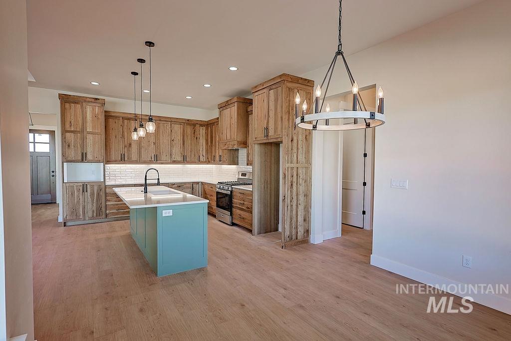 3688 E 3735 N, Kimberly, Idaho 83341, 5 Bedrooms, 2.5 Bathrooms, Residential For Sale, Price $765,000,MLS 98942989