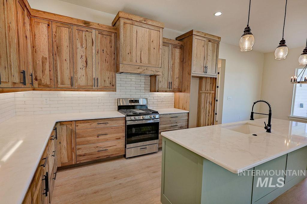 3688 E 3735 N, Kimberly, Idaho 83341, 5 Bedrooms, 2.5 Bathrooms, Residential For Sale, Price $765,000,MLS 98942989