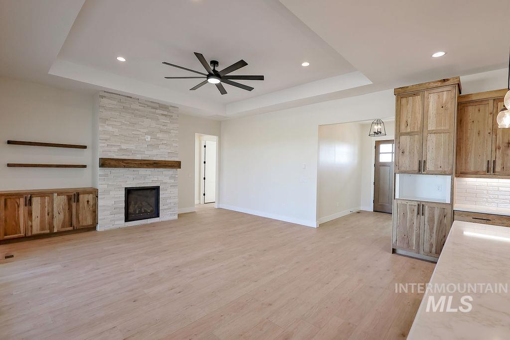 3688 E 3735 N, Kimberly, Idaho 83341, 5 Bedrooms, 2.5 Bathrooms, Residential For Sale, Price $765,000,MLS 98942989