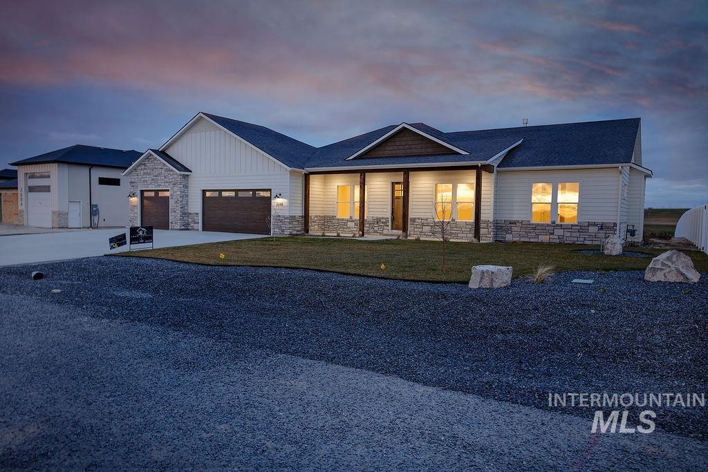 3688 E 3735 N, Kimberly, Idaho 83341, 5 Bedrooms, 2.5 Bathrooms, Residential For Sale, Price $765,000,MLS 98942989