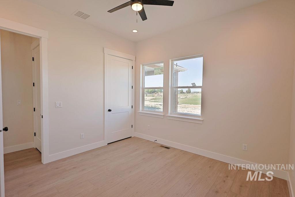 3688 E 3735 N, Kimberly, Idaho 83341, 5 Bedrooms, 2.5 Bathrooms, Residential For Sale, Price $765,000,MLS 98942989