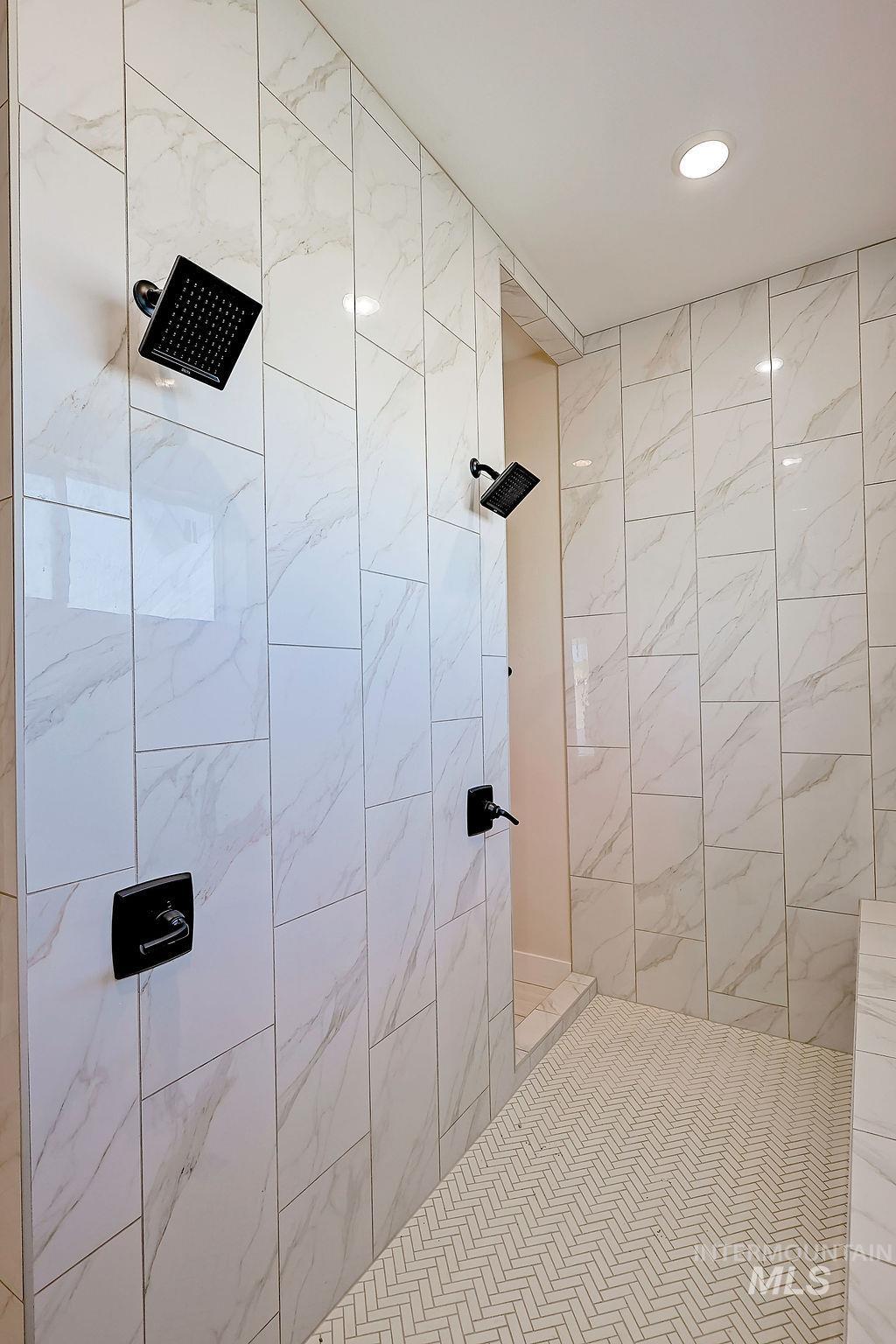 3688 E 3735 N, Kimberly, Idaho 83341, 5 Bedrooms, 2.5 Bathrooms, Residential For Sale, Price $765,000,MLS 98942989