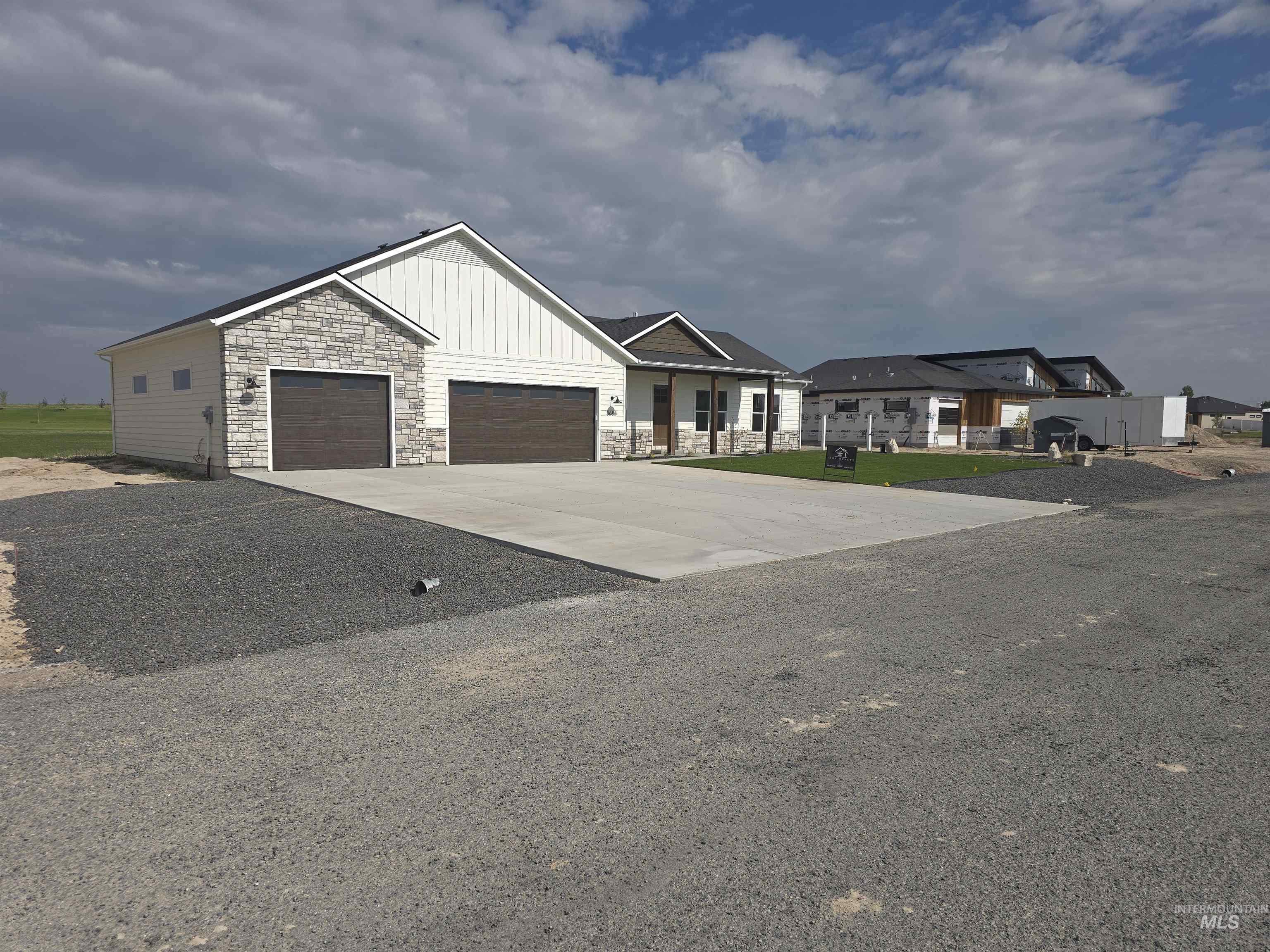 3688 E 3735 N, Kimberly, Idaho 83341, 5 Bedrooms, 2.5 Bathrooms, Residential For Sale, Price $765,000,MLS 98942989