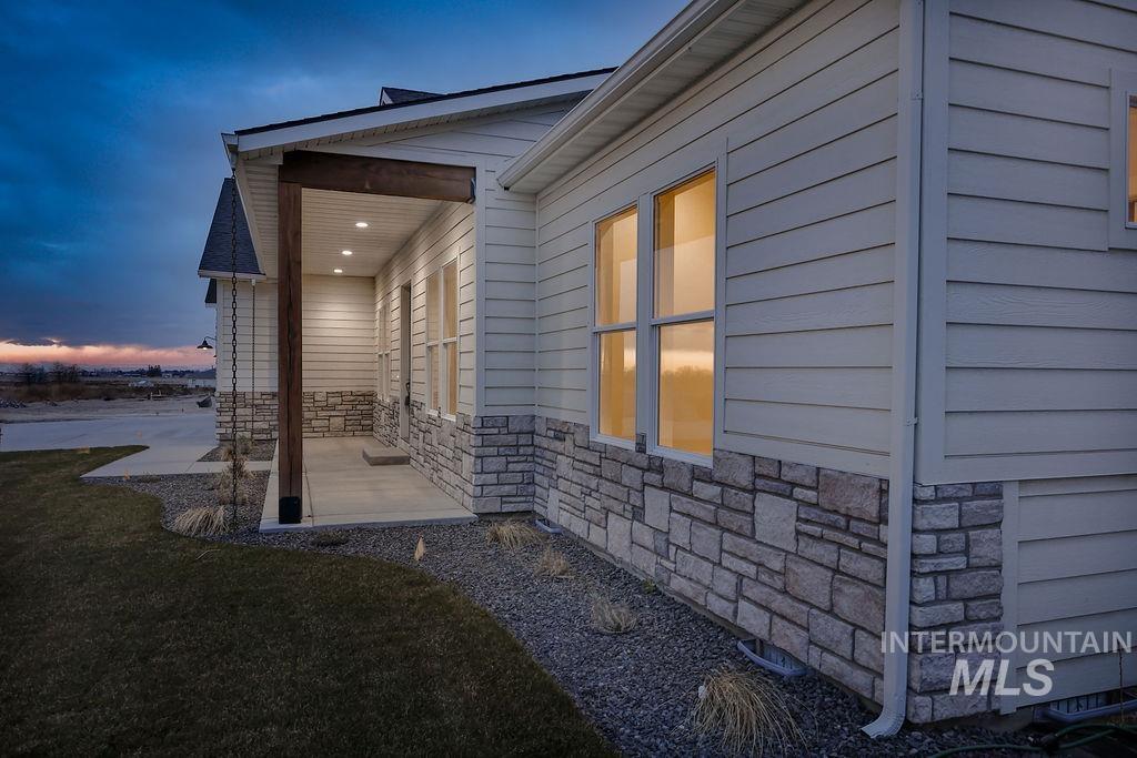 3688 E 3735 N, Kimberly, Idaho 83341, 5 Bedrooms, 2.5 Bathrooms, Residential For Sale, Price $765,000,MLS 98942989