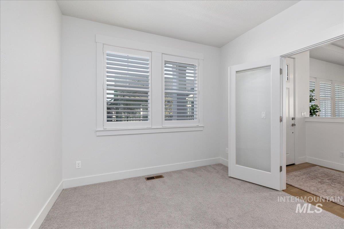 2574 E Maddy Ln, Meridian, Idaho 83646, 3 Bedrooms, 2 Bathrooms, Residential For Sale, Price $525,000,MLS 98943015