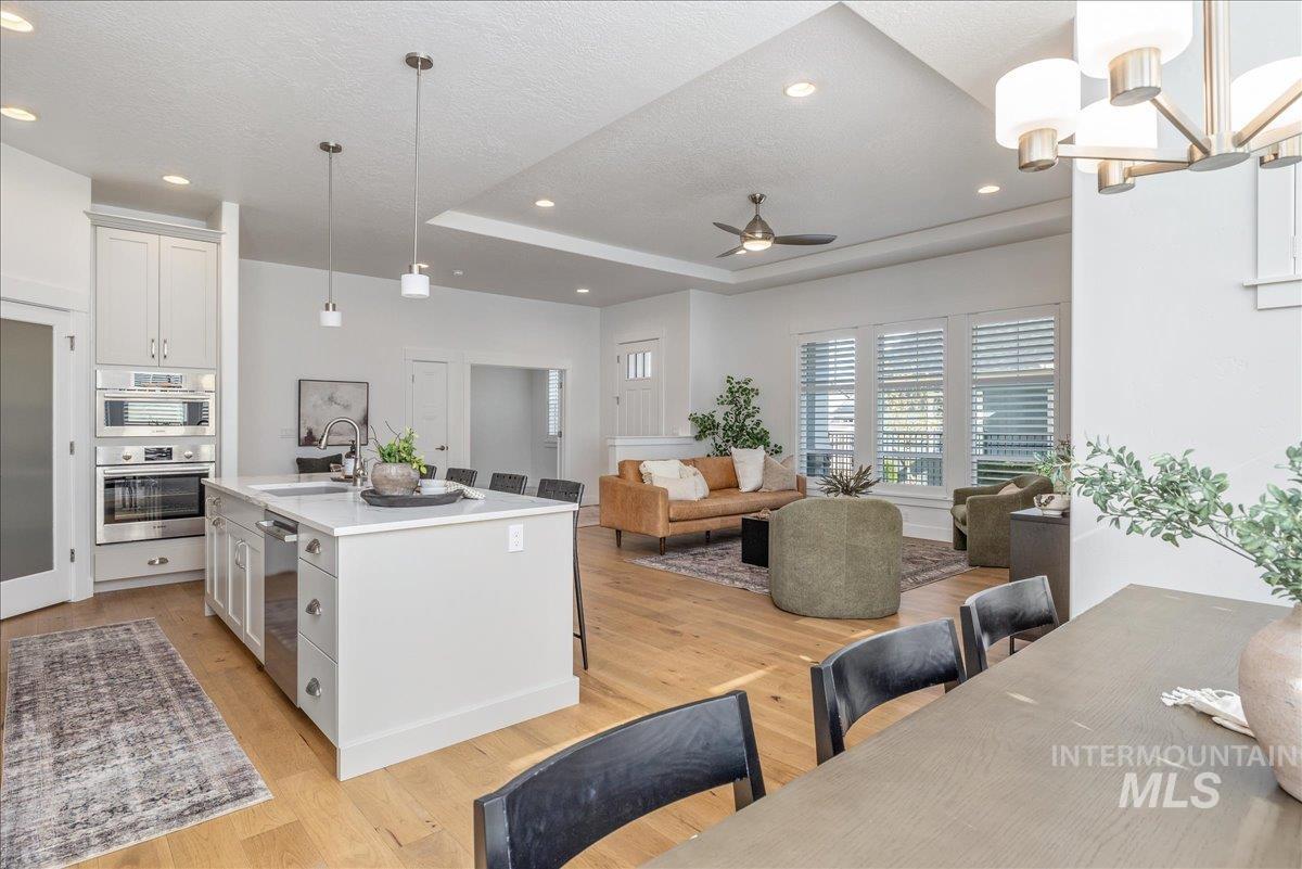 2574 E Maddy Ln, Meridian, Idaho 83646, 3 Bedrooms, 2 Bathrooms, Residential For Sale, Price $525,000,MLS 98943015