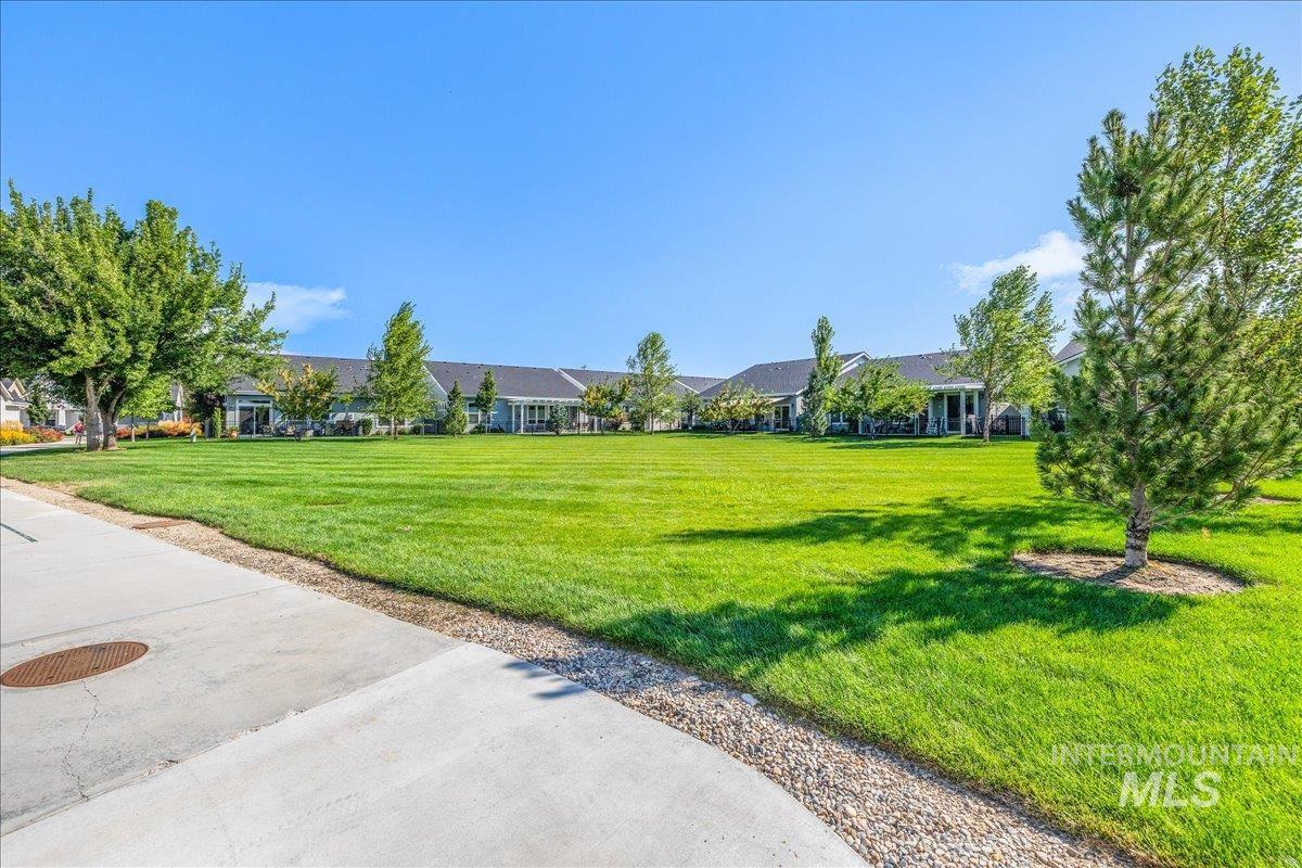 2574 E Maddy Ln, Meridian, Idaho 83646, 3 Bedrooms, 2 Bathrooms, Residential For Sale, Price $525,000,MLS 98943015