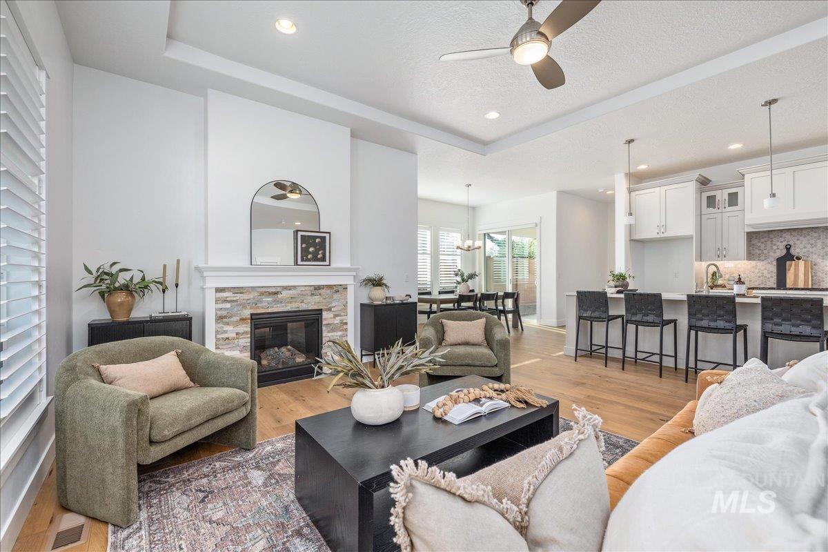 2574 E Maddy Ln, Meridian, Idaho 83646, 3 Bedrooms, 2 Bathrooms, Residential For Sale, Price $525,000,MLS 98943015