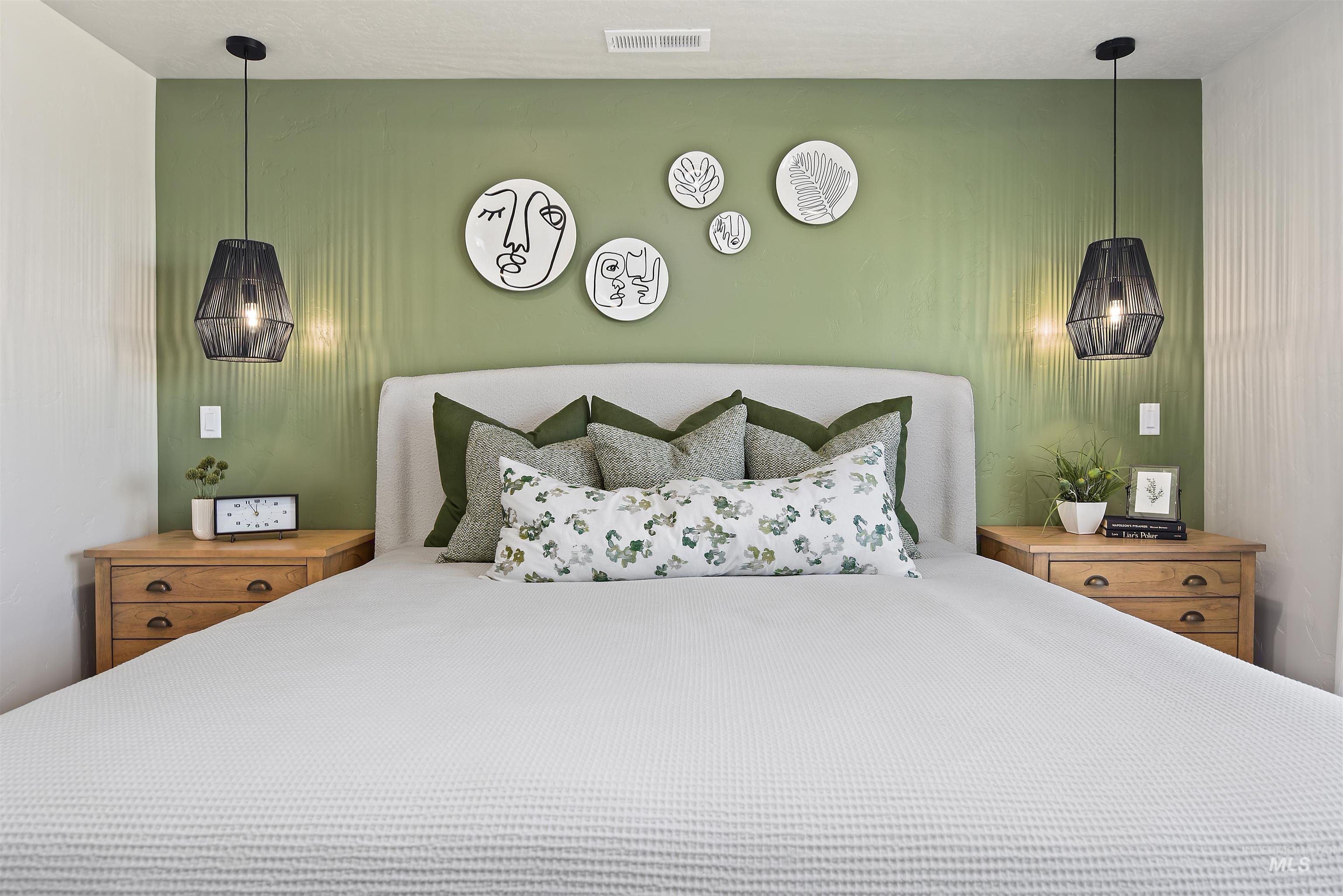 5591 W Aralia Dr., Meridian, Idaho 83646, 3 Bedrooms, 2.5 Bathrooms, Residential For Sale, Price $514,990,MLS 98943142