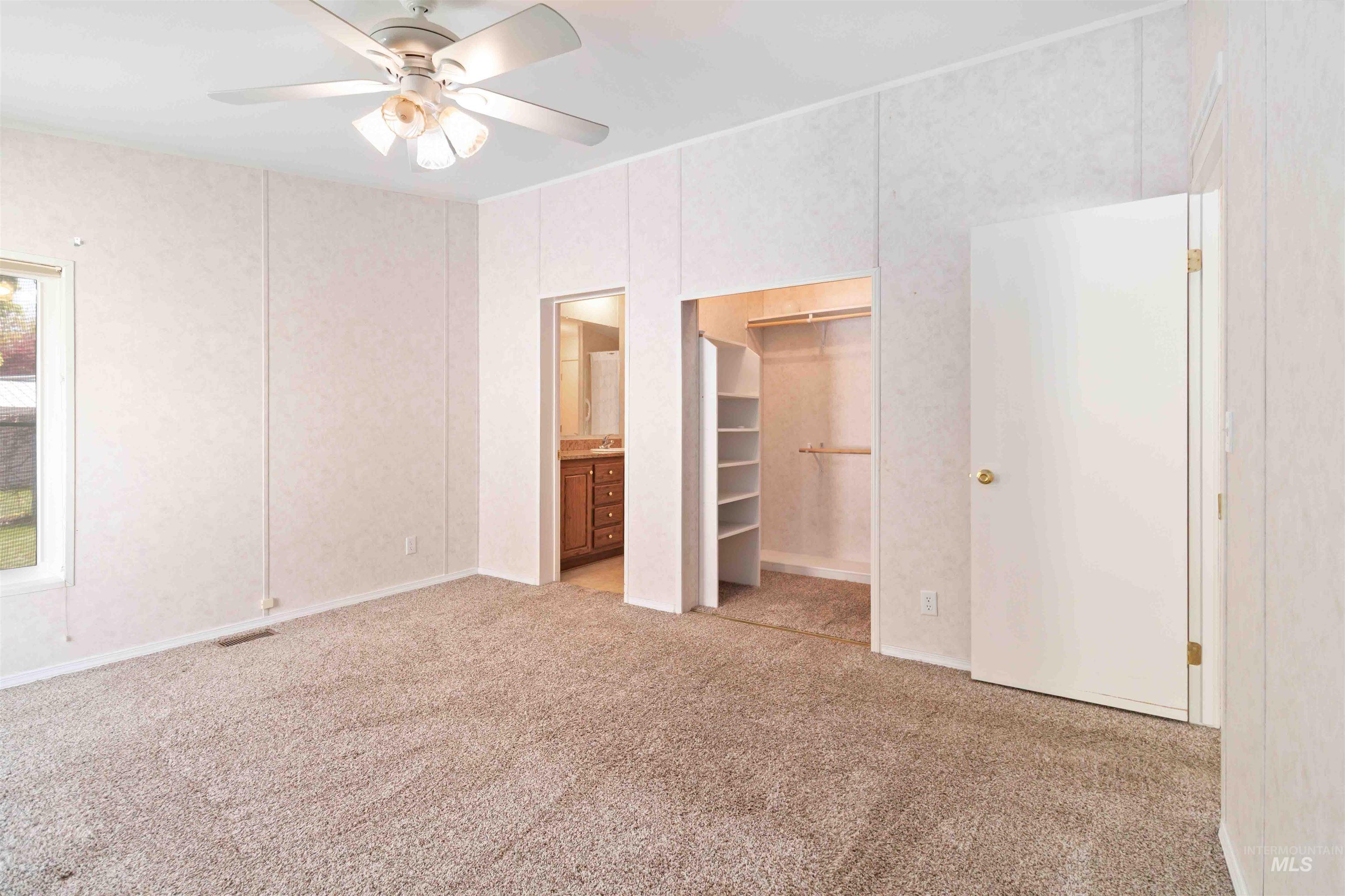 9390 Ustick, Boise, Idaho 83704, 3 Bedrooms, 2 Bathrooms, Residential For Sale, Price $157,000, 98943180