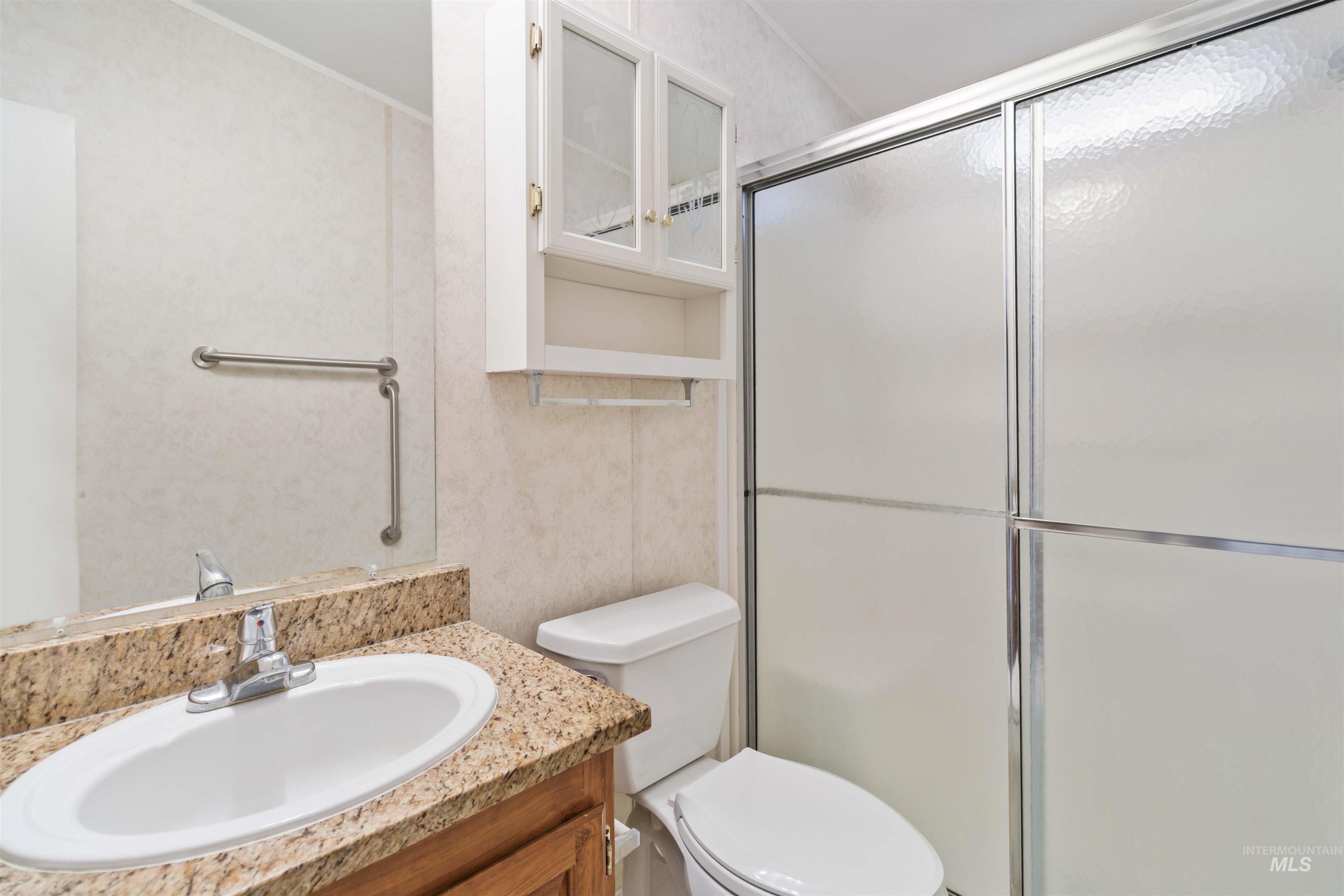 9390 Ustick, Boise, Idaho 83704, 3 Bedrooms, 2 Bathrooms, Residential For Sale, Price $157,000, 98943180