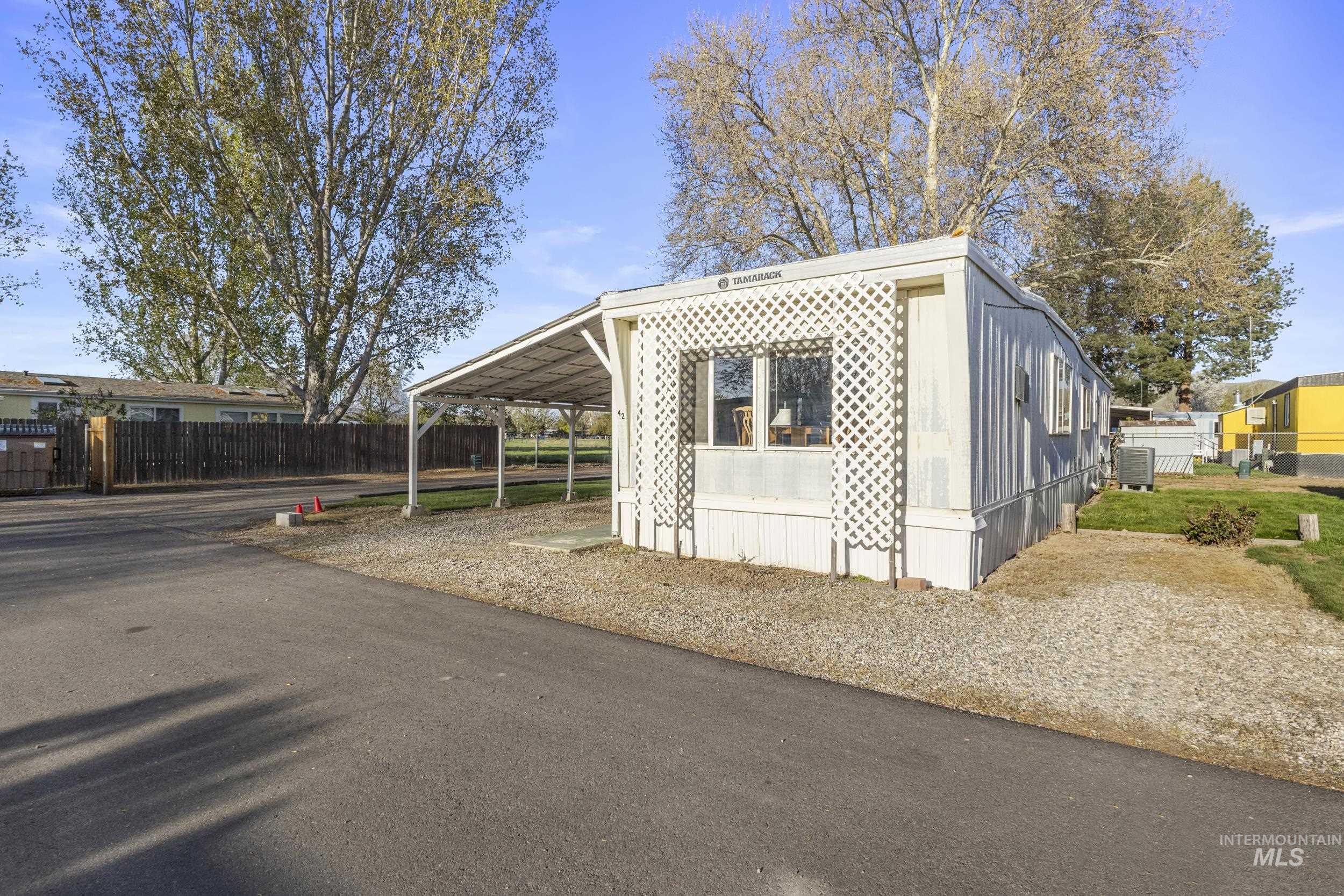 1508 E. Main St, Emmett, Idaho 83617, 2 Bedrooms, 1 Bathroom, Residential For Sale, Price $39,990, 98943509