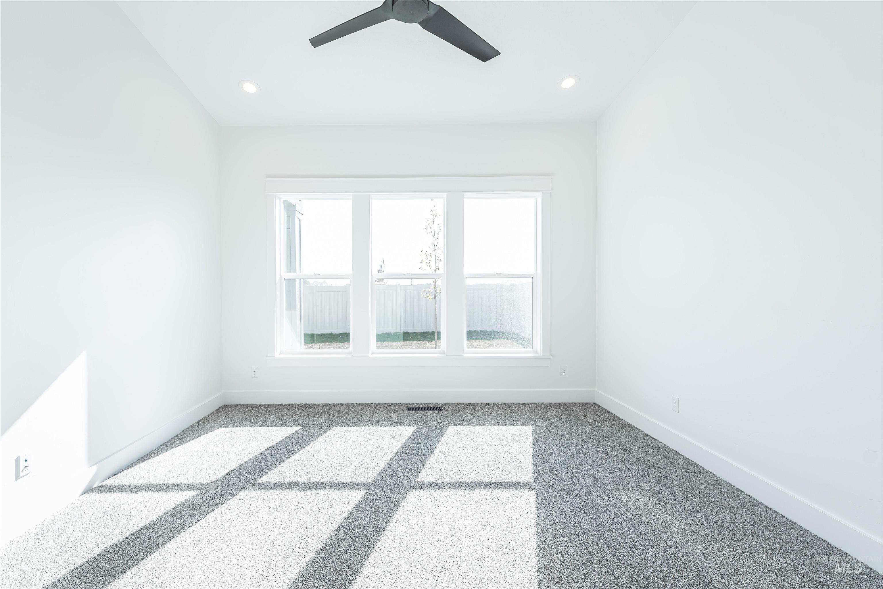 9376 S Egg Harbor, Kuna, Idaho 83634, 3 Bedrooms, 2 Bathrooms, Residential For Sale, Price $549,900, 98943567