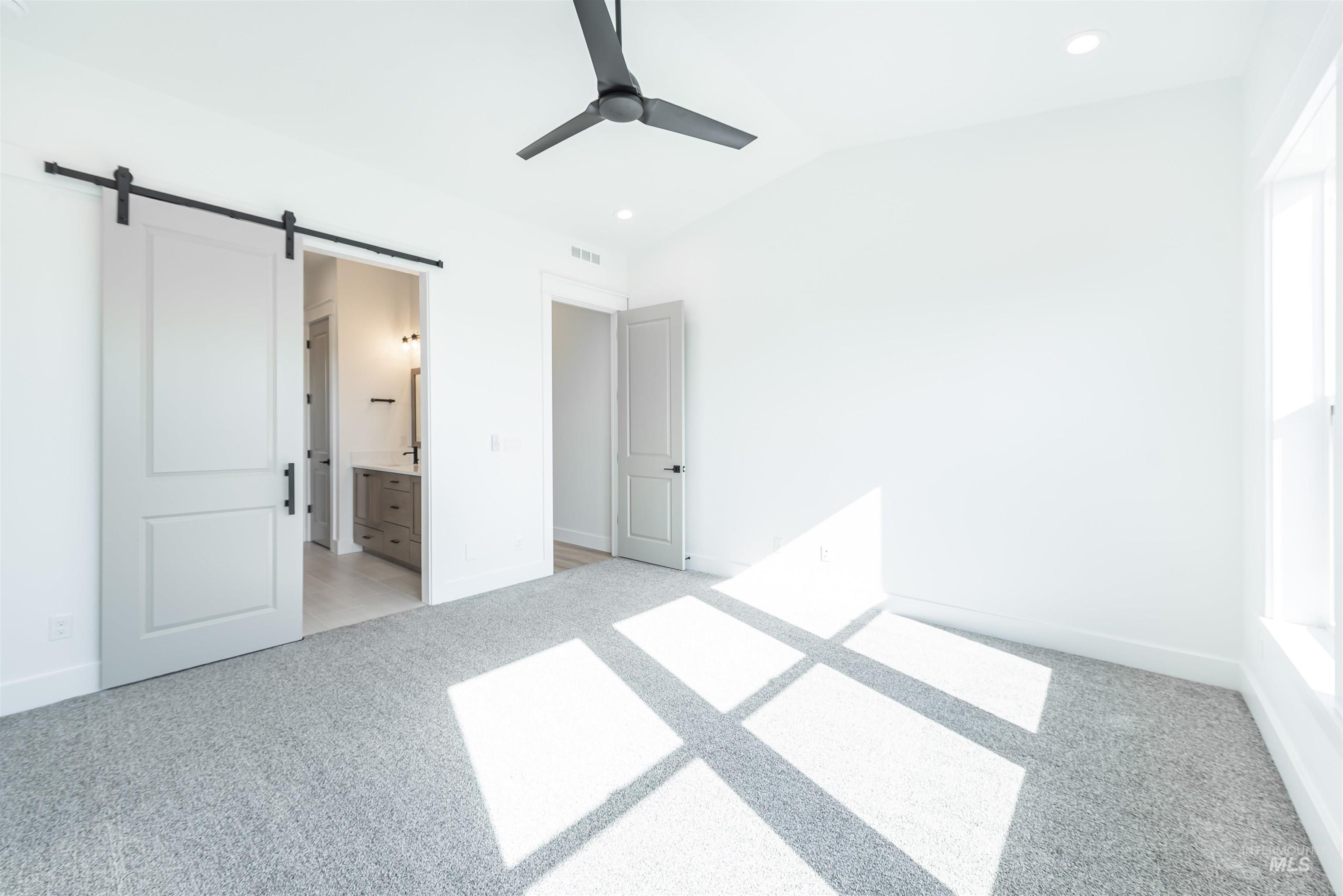 9376 S Egg Harbor, Kuna, Idaho 83634, 3 Bedrooms, 2 Bathrooms, Residential For Sale, Price $549,900, 98943567