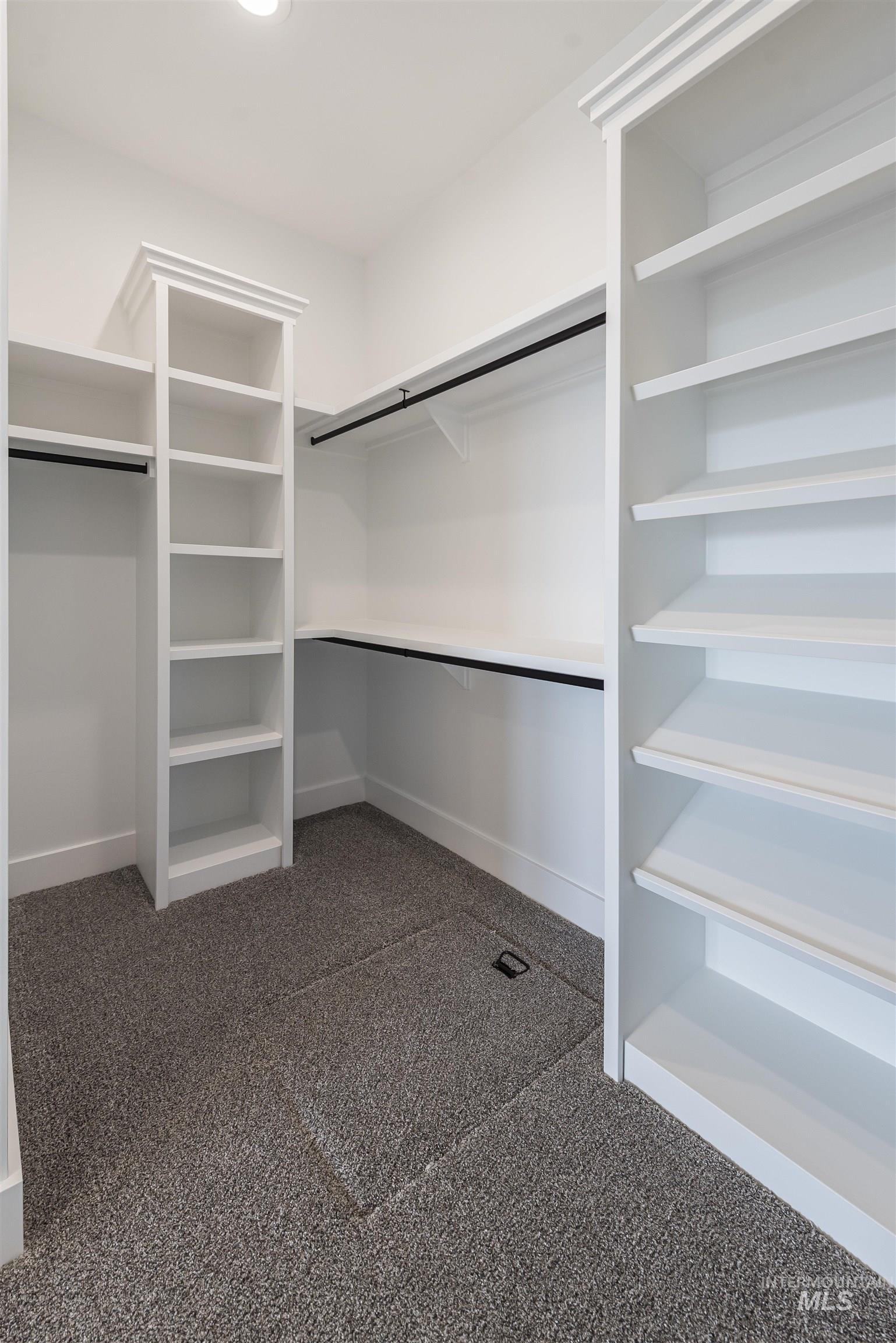 9376 S Egg Harbor, Kuna, Idaho 83634, 3 Bedrooms, 2 Bathrooms, Residential For Sale, Price $549,900, 98943567