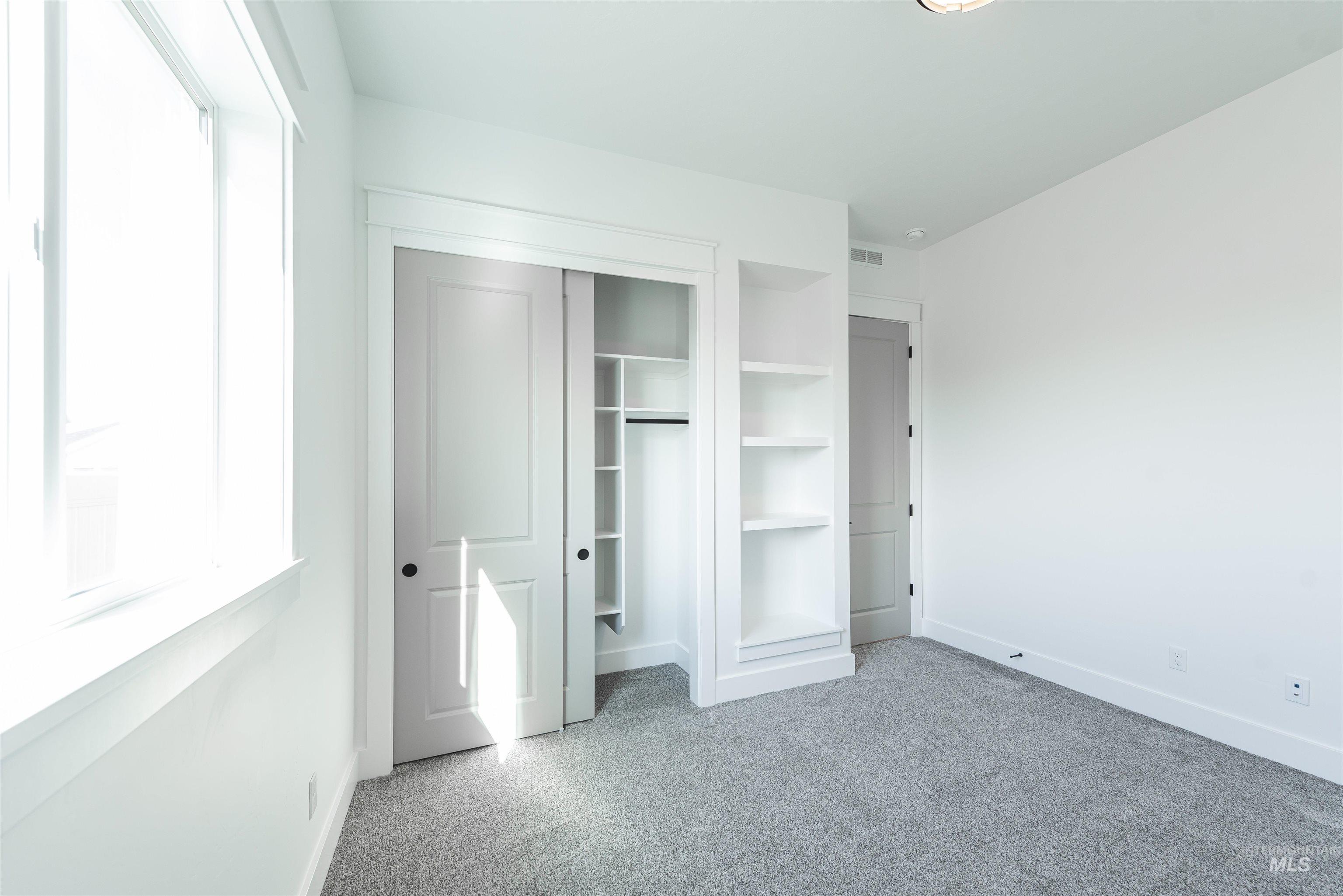 9376 S Egg Harbor, Kuna, Idaho 83634, 3 Bedrooms, 2 Bathrooms, Residential For Sale, Price $549,900, 98943567