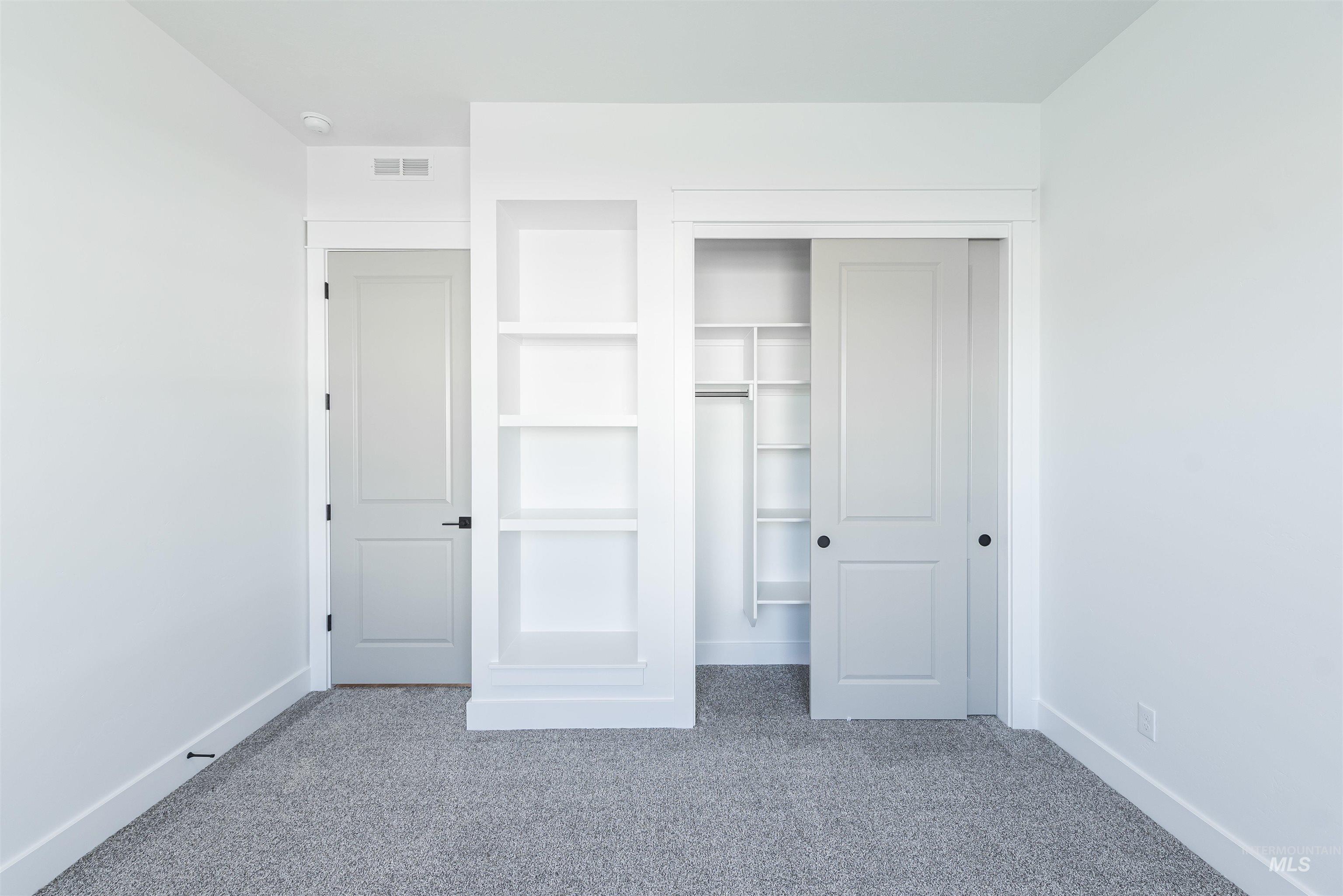 9376 S Egg Harbor, Kuna, Idaho 83634, 3 Bedrooms, 2 Bathrooms, Residential For Sale, Price $549,900, 98943567