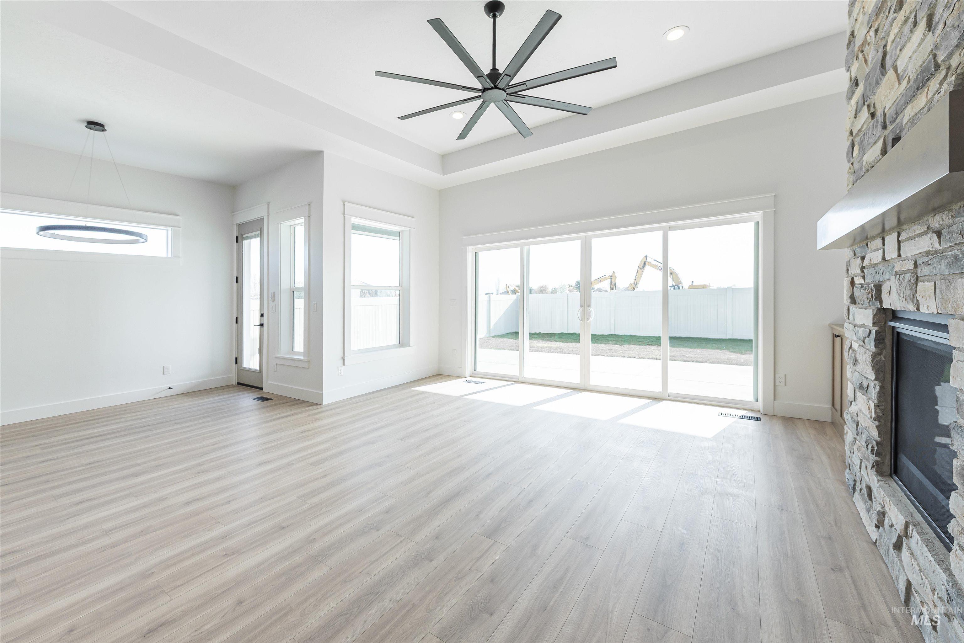 9376 S Egg Harbor, Kuna, Idaho 83634, 3 Bedrooms, 2 Bathrooms, Residential For Sale, Price $549,900, 98943567