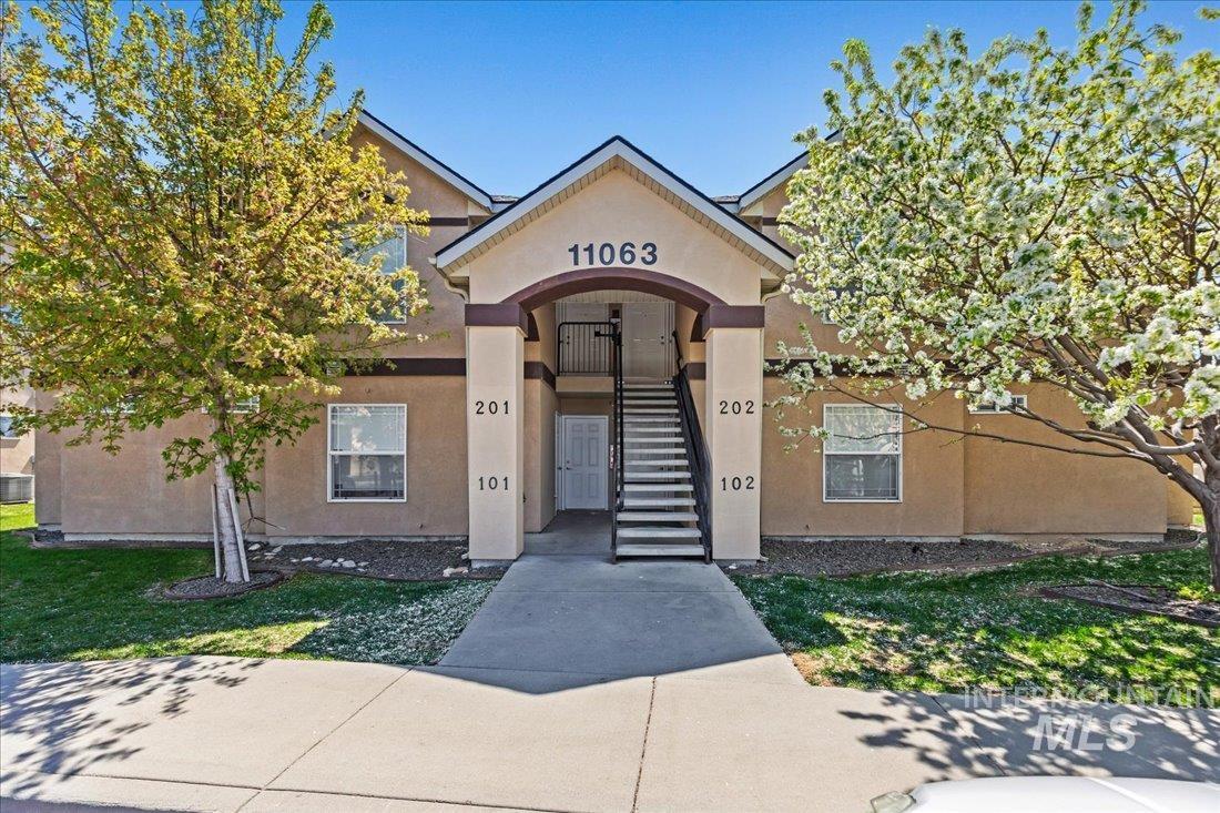 11063 W Brassy Cove Loop, Nampa, Idaho 83651, 2 Bedrooms, 2 Bathrooms, Residential Income For Sale, Price $850,000, 98943648