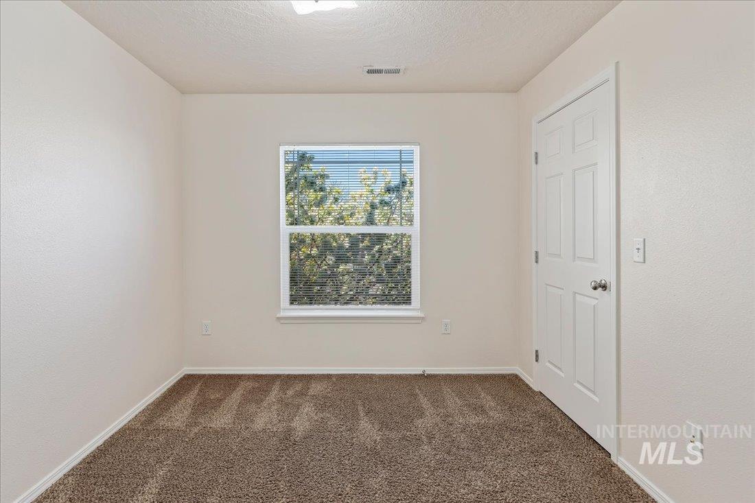 11063 W Brassy Cove Loop, Nampa, Idaho 83651, 2 Bedrooms, 2 Bathrooms, Residential Income For Sale, Price $850,000, 98943648