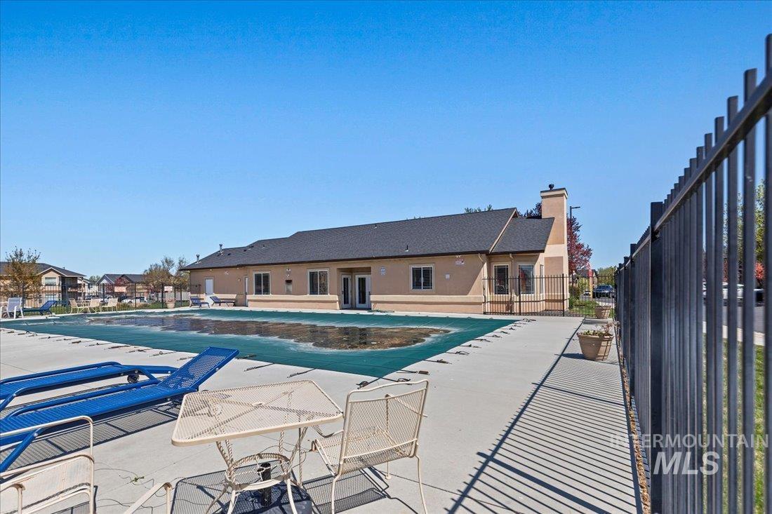 11063 W Brassy Cove Loop, Nampa, Idaho 83651, 2 Bedrooms, 2 Bathrooms, Residential Income For Sale, Price $850,000, 98943648