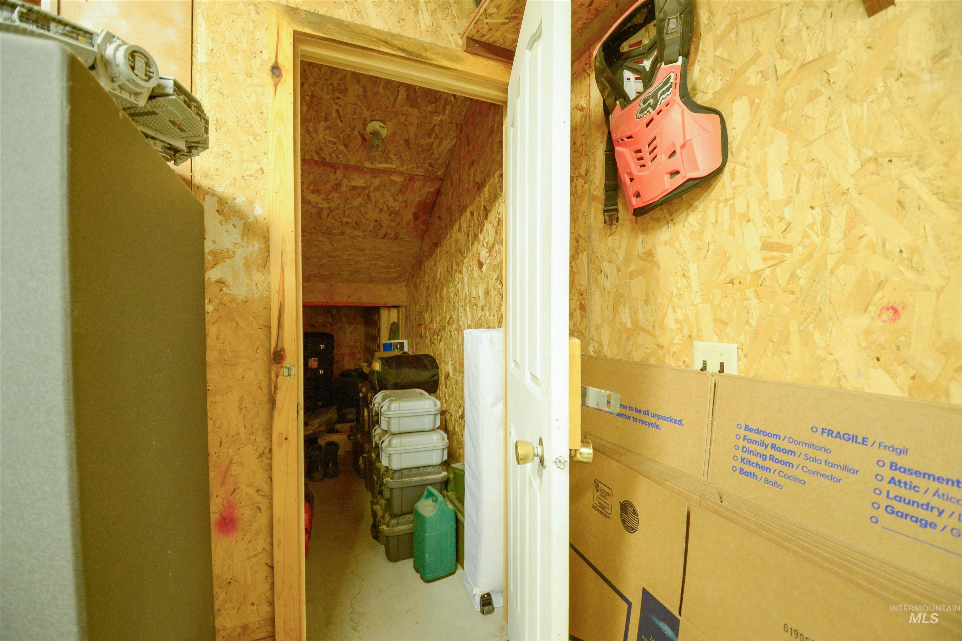 26 Pine Heights, Boise, Idaho 83716, 2 Bedrooms, 1 Bathroom, Residential For Sale, Price $475,000,MLS 98943709