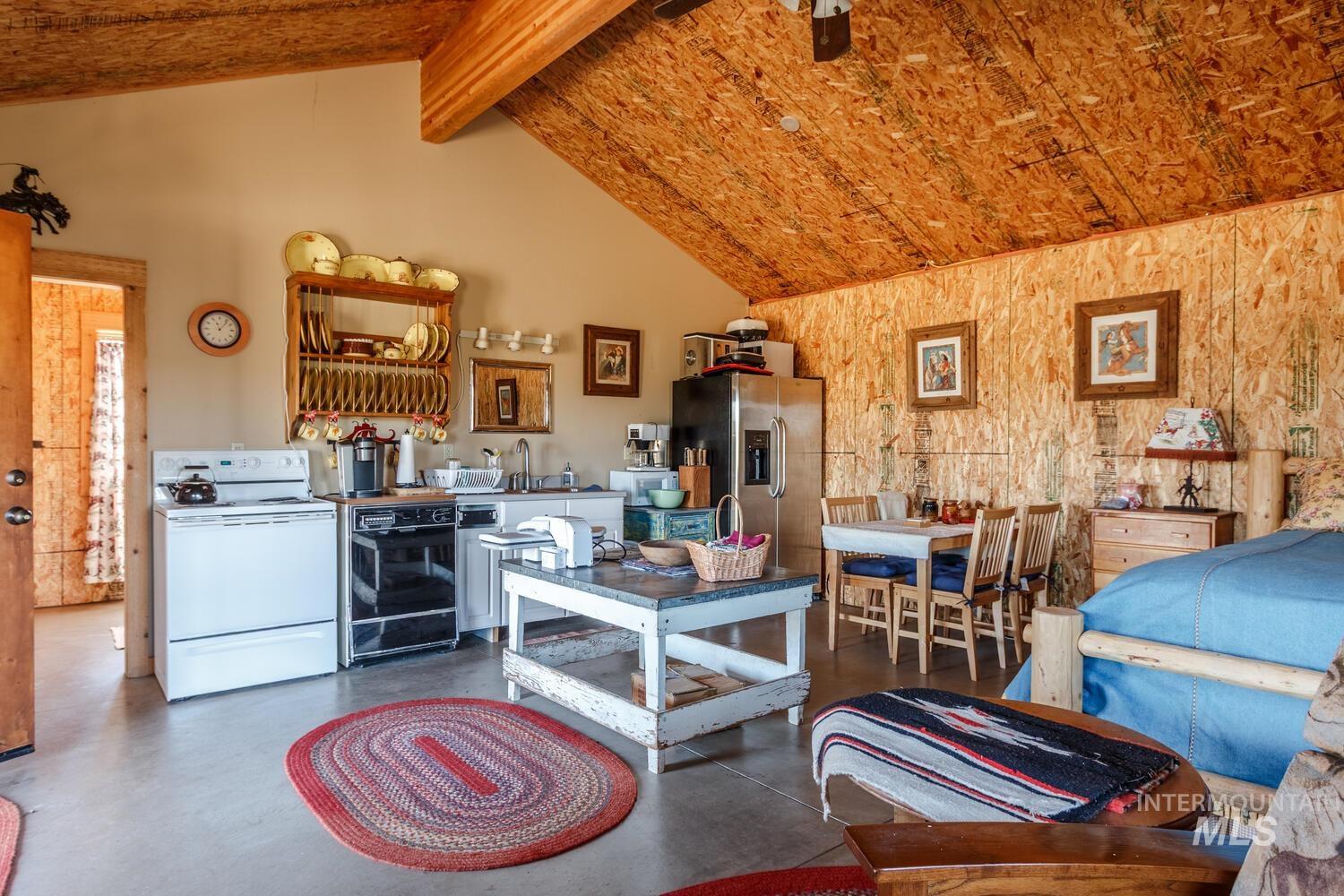 Ray Hunt Ranch, Mountain Home, Idaho 83647, 3 Bedrooms, 3 Bathrooms, Farm & Ranch For Sale, Price $4,500,000,MLS 98943743