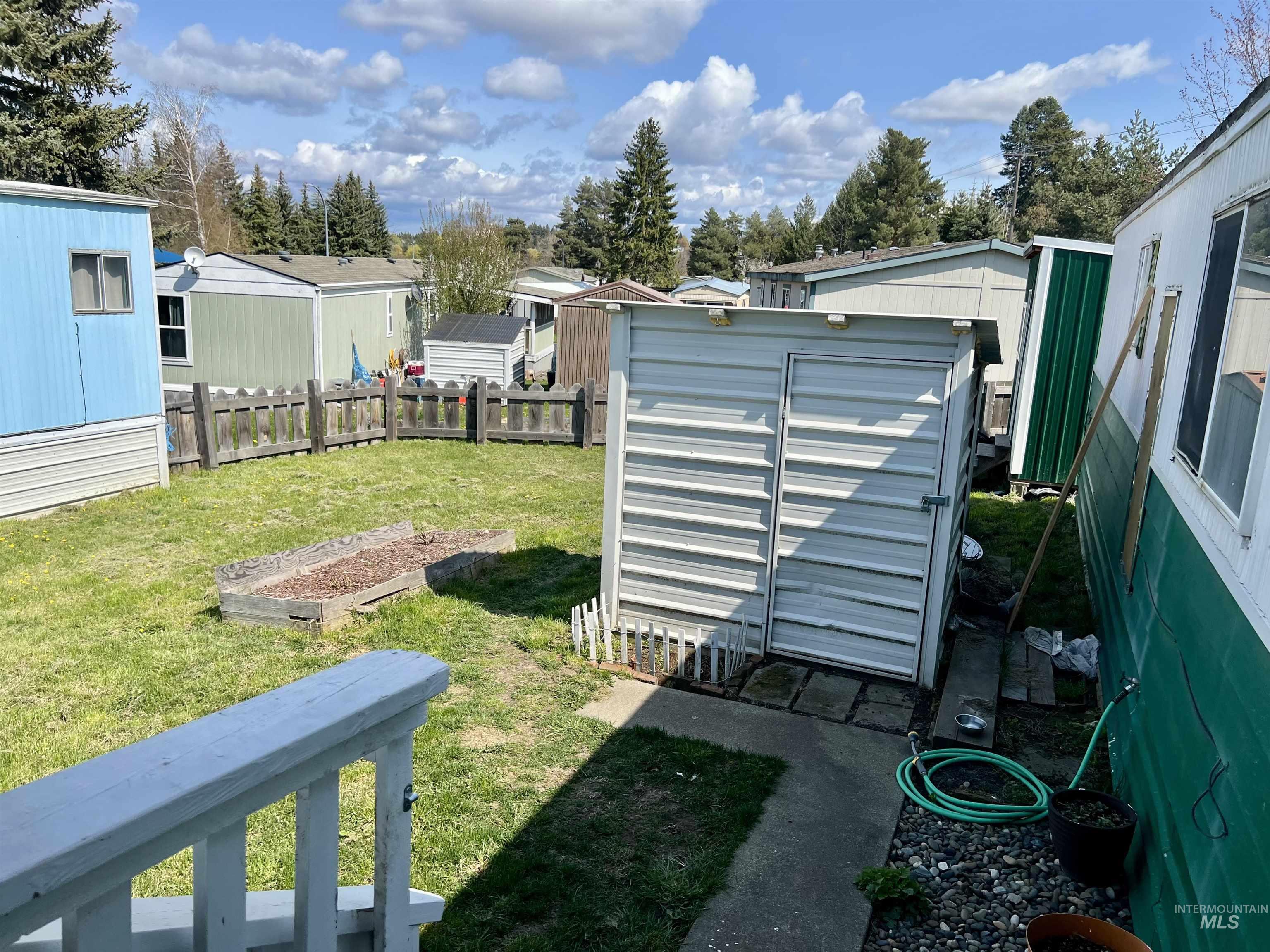 411 N Almon, Moscow, Idaho 83843, 2 Bedrooms, 1 Bathroom, Residential For Sale, Price $30,000, 98943904