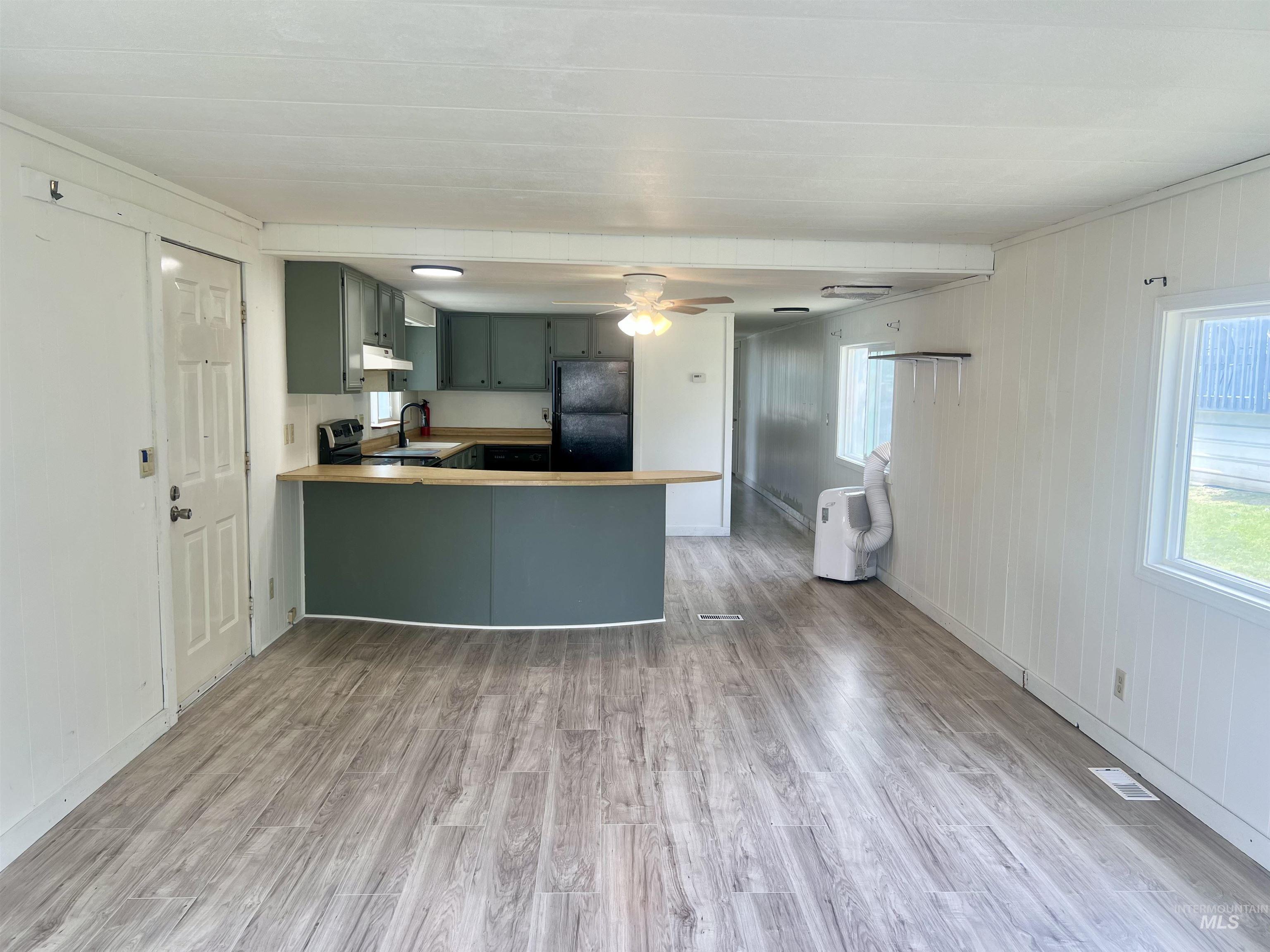 411 N Almon, Moscow, Idaho 83843, 2 Bedrooms, 1 Bathroom, Residential For Sale, Price $30,000, 98943904