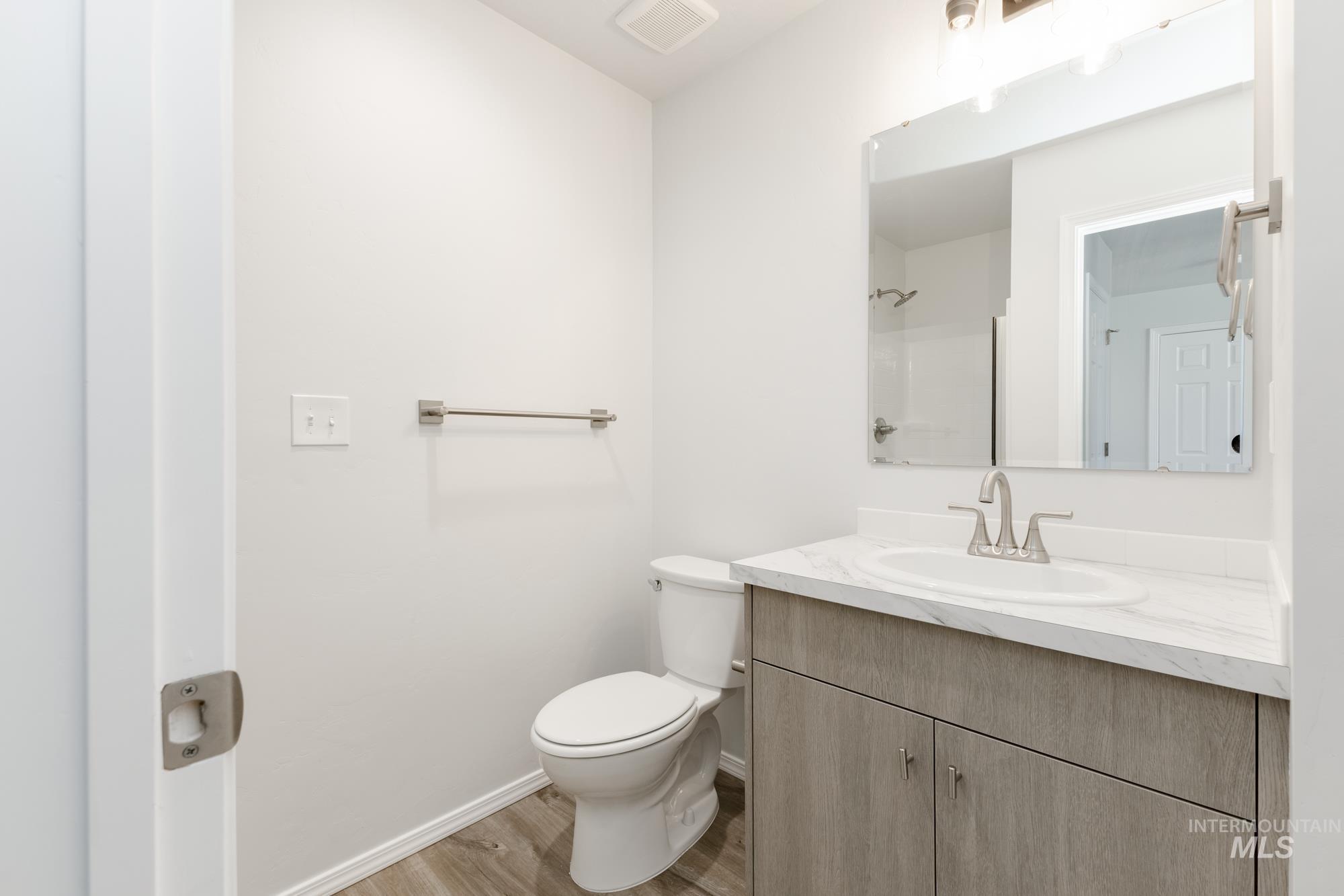 4221 Hewitt St, Caldwell, Idaho 83605, 5 Bedrooms, 3 Bathrooms, Residential For Sale, Price $449,990, 98944111