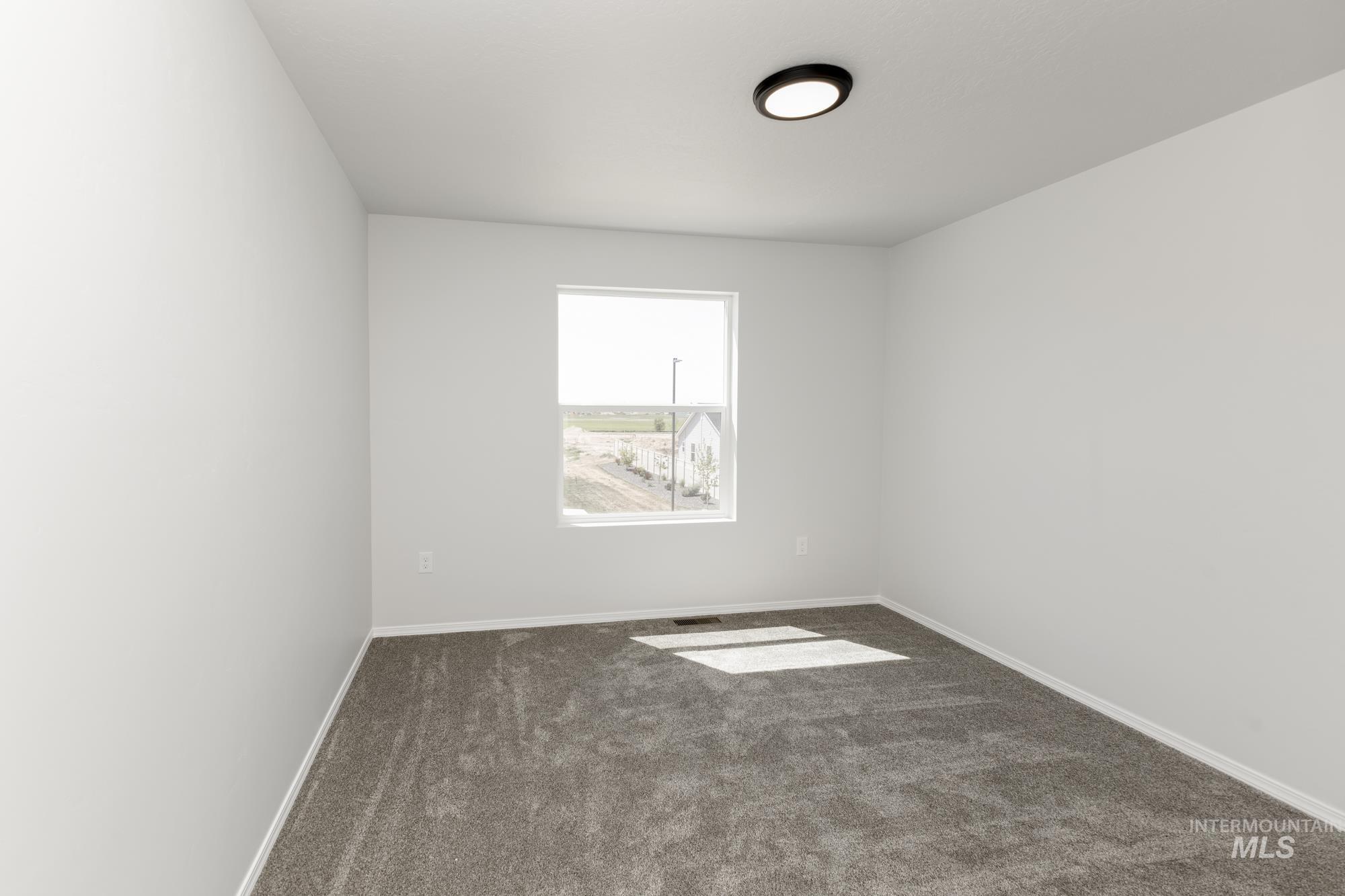 4221 Hewitt St, Caldwell, Idaho 83605, 5 Bedrooms, 3 Bathrooms, Residential For Sale, Price $449,990, 98944111