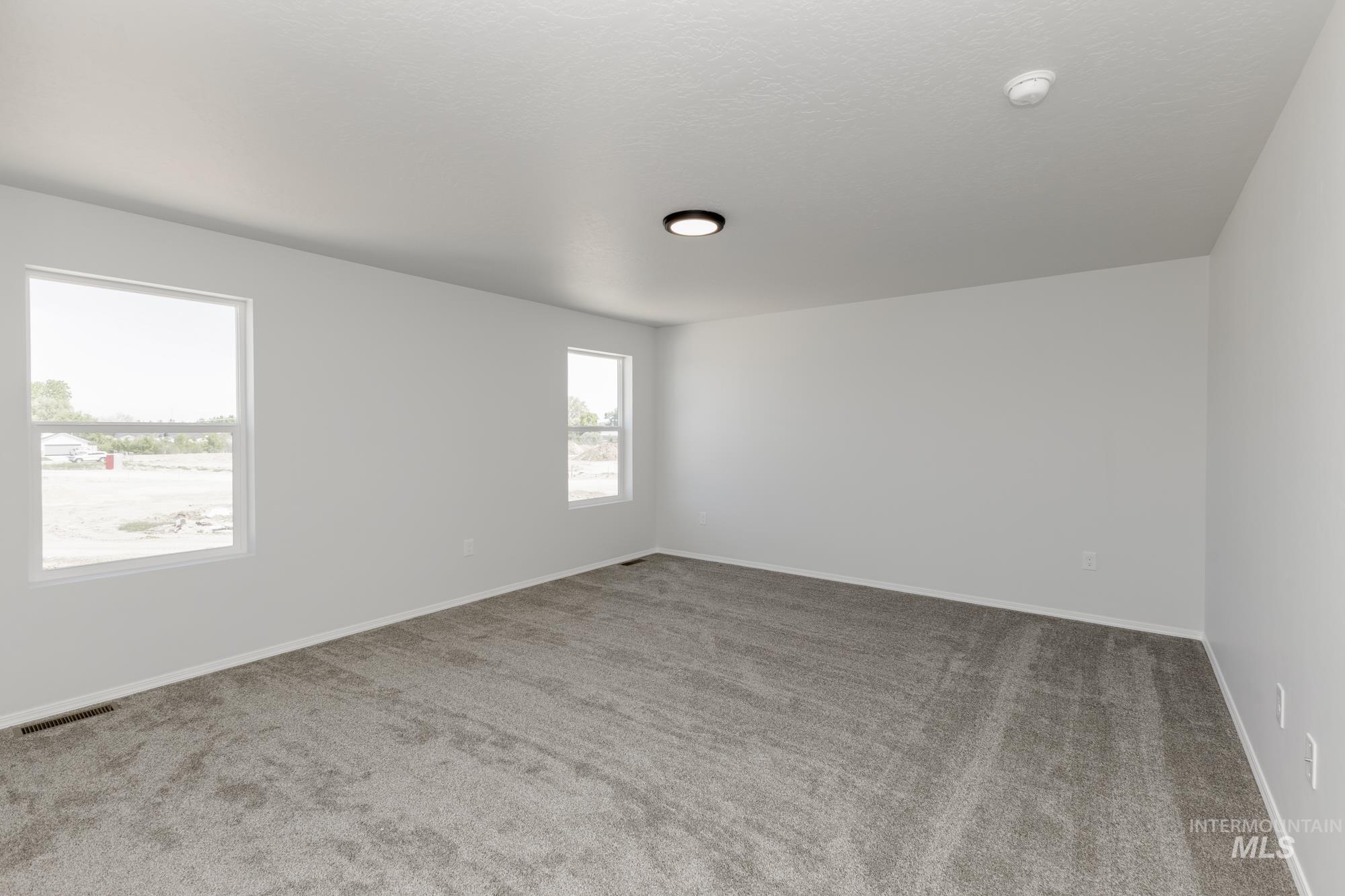 4221 Hewitt St, Caldwell, Idaho 83605, 5 Bedrooms, 3 Bathrooms, Residential For Sale, Price $449,990, 98944111