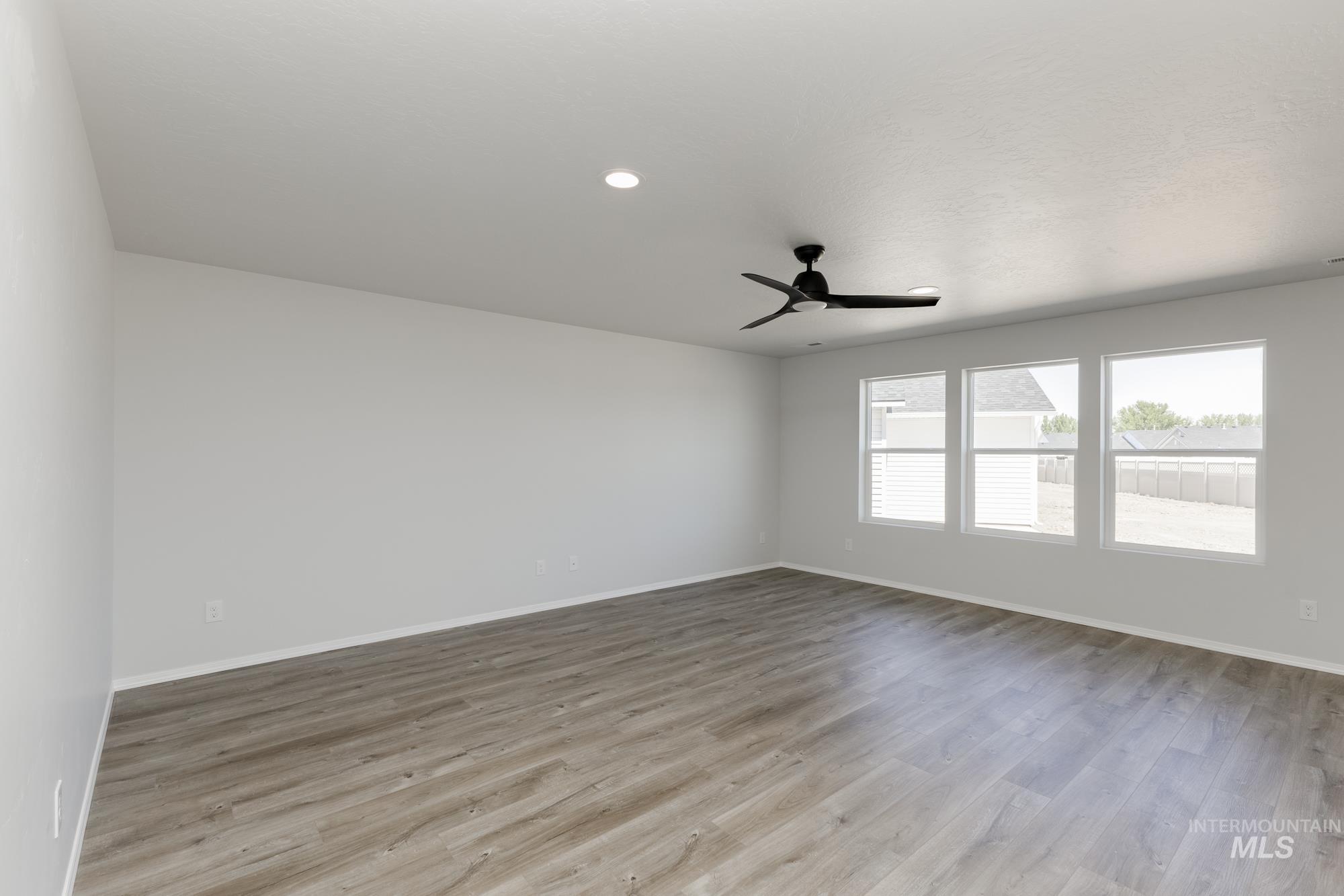 4221 Hewitt St, Caldwell, Idaho 83605, 5 Bedrooms, 3 Bathrooms, Residential For Sale, Price $449,990, 98944111