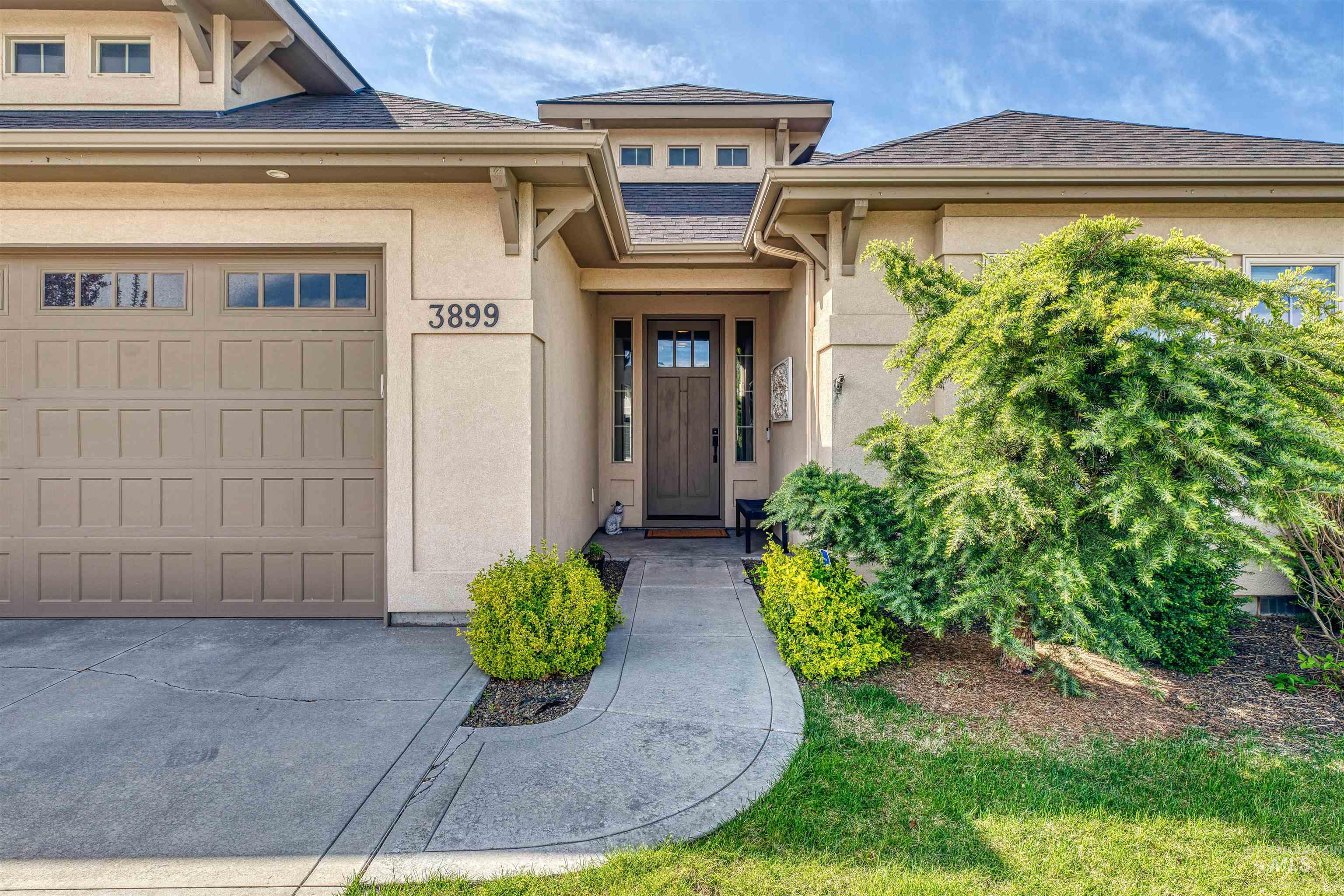 3899 W Caragana Ct., Meridian, Idaho 83646, 3 Bedrooms, 2 Bathrooms, Residential For Sale, Price $569,900, 98944225