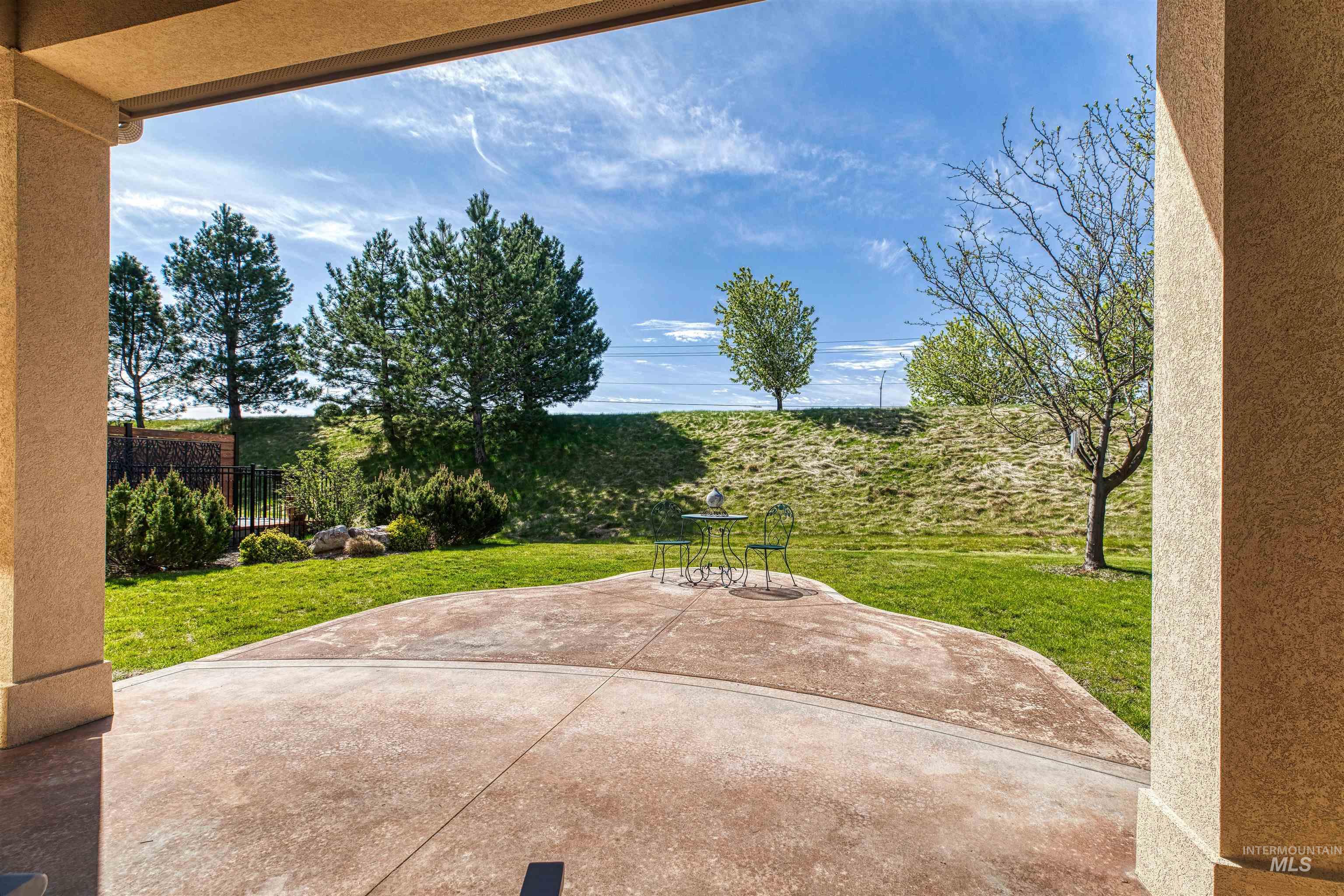 3899 W Caragana Ct., Meridian, Idaho 83646, 3 Bedrooms, 2 Bathrooms, Residential For Sale, Price $569,900, 98944225