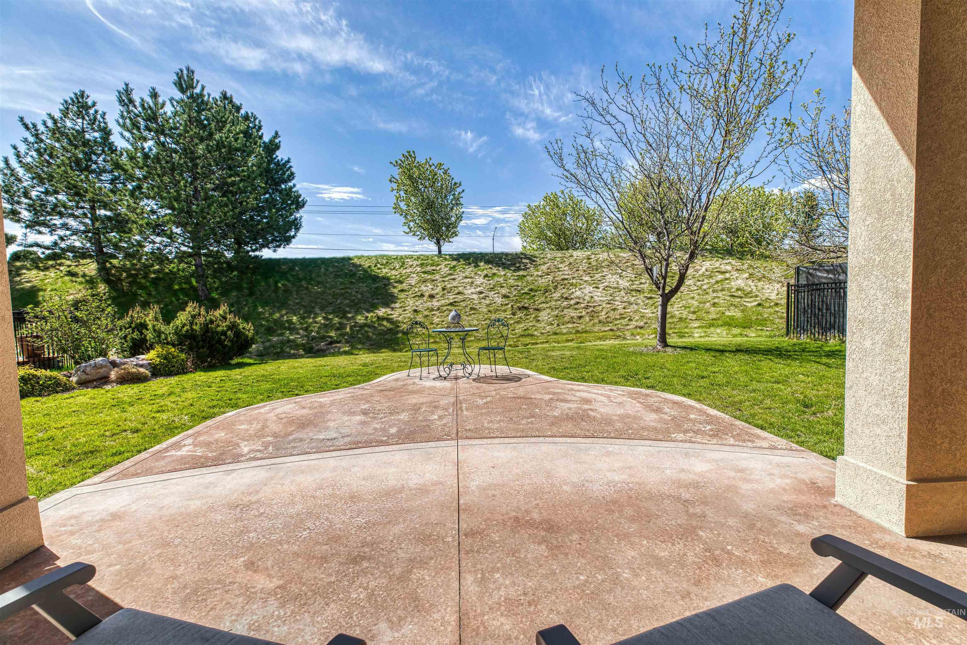 3899 W Caragana Ct., Meridian, Idaho 83646, 3 Bedrooms, 2 Bathrooms, Residential For Sale, Price $569,900, 98944225